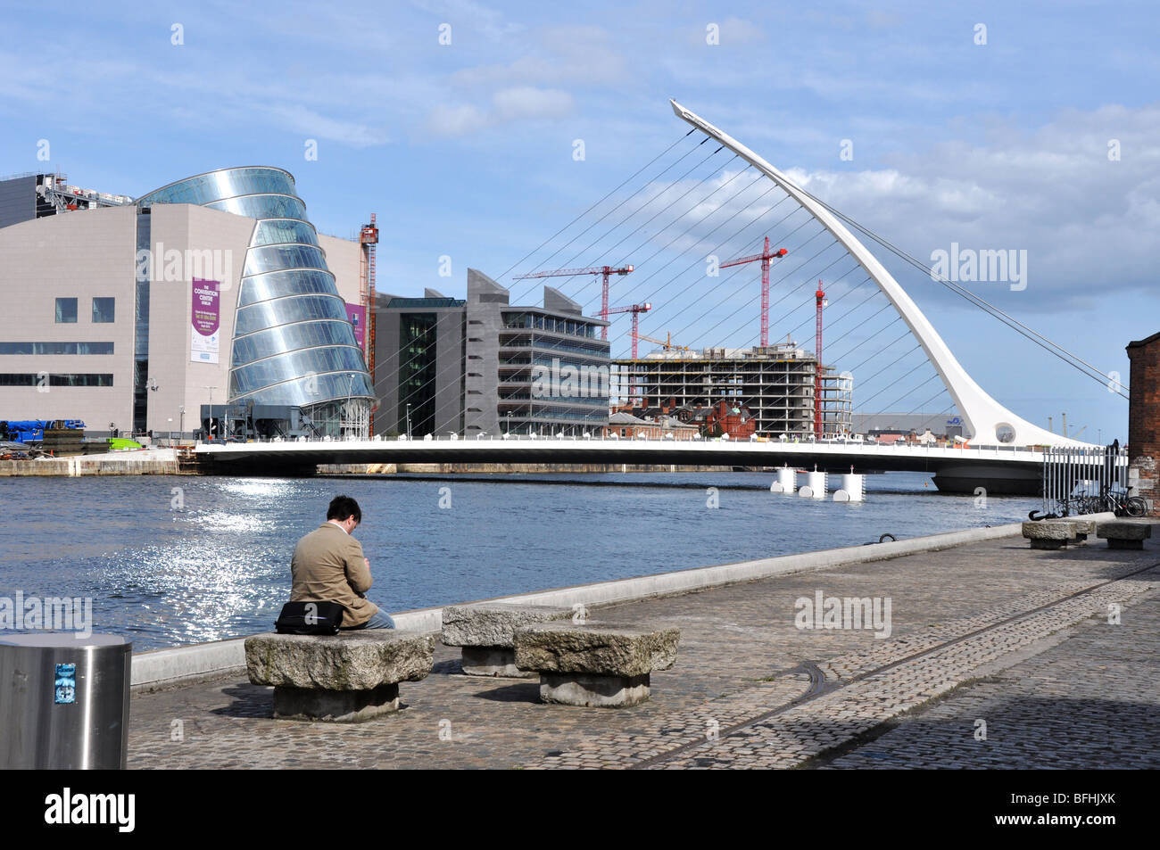 Il nuovo Becket ponte pedonale Dublino Irlanda Foto Stock