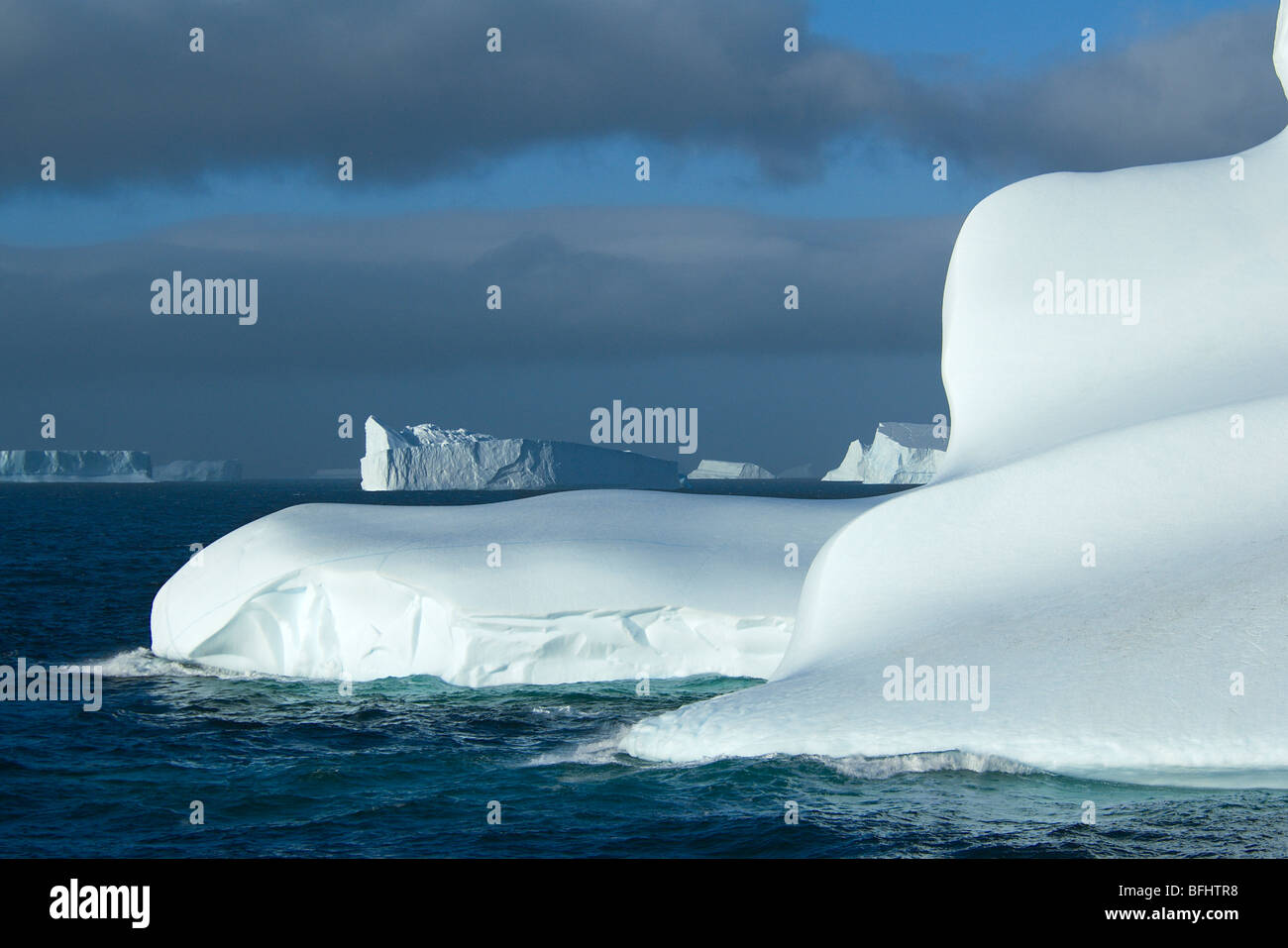 Iceberg, a sud delle Isole Orkney, Antartide Foto Stock