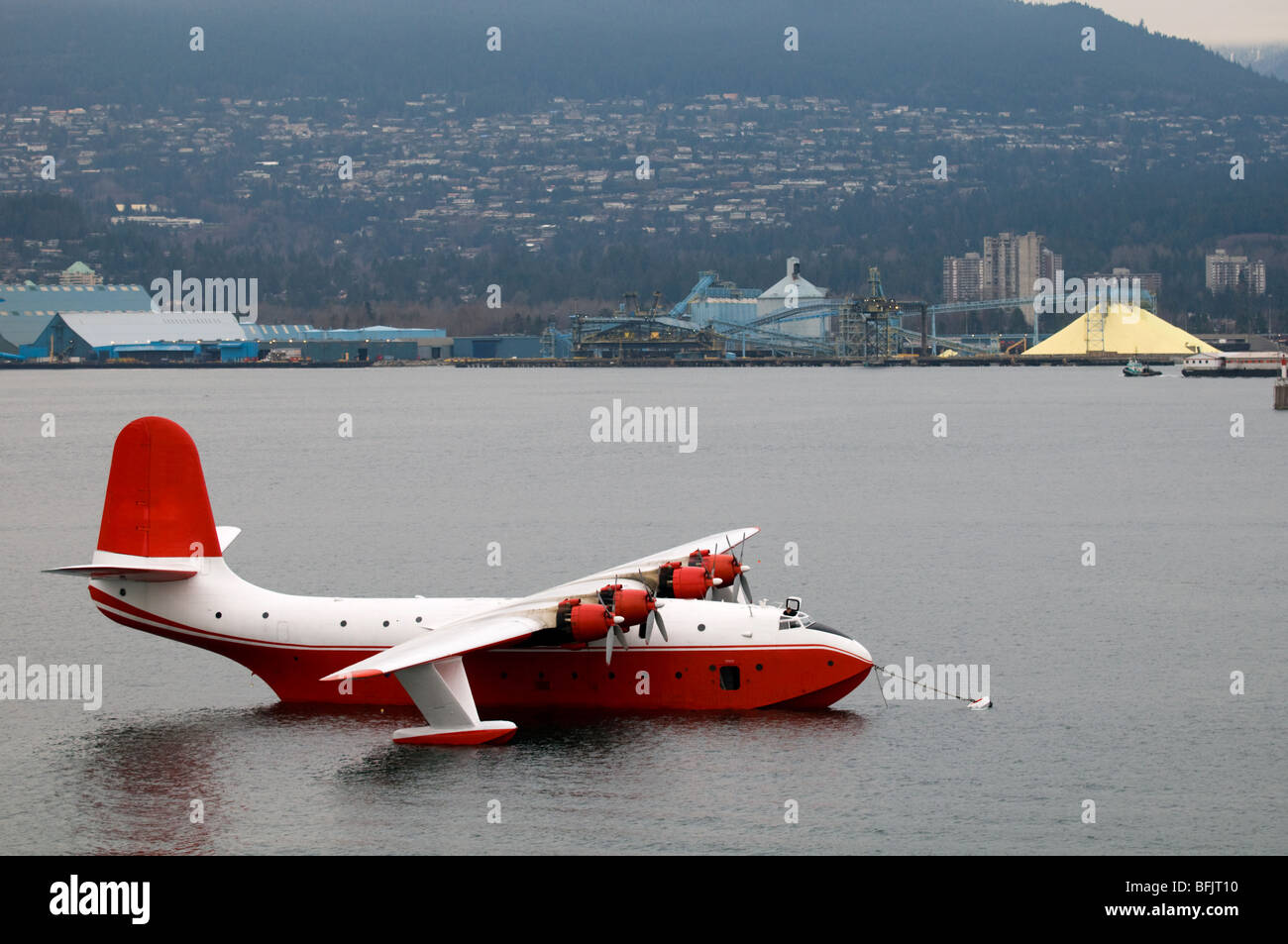 Vintage bombardiere di acqua nel porto di Vancouver Foto Stock