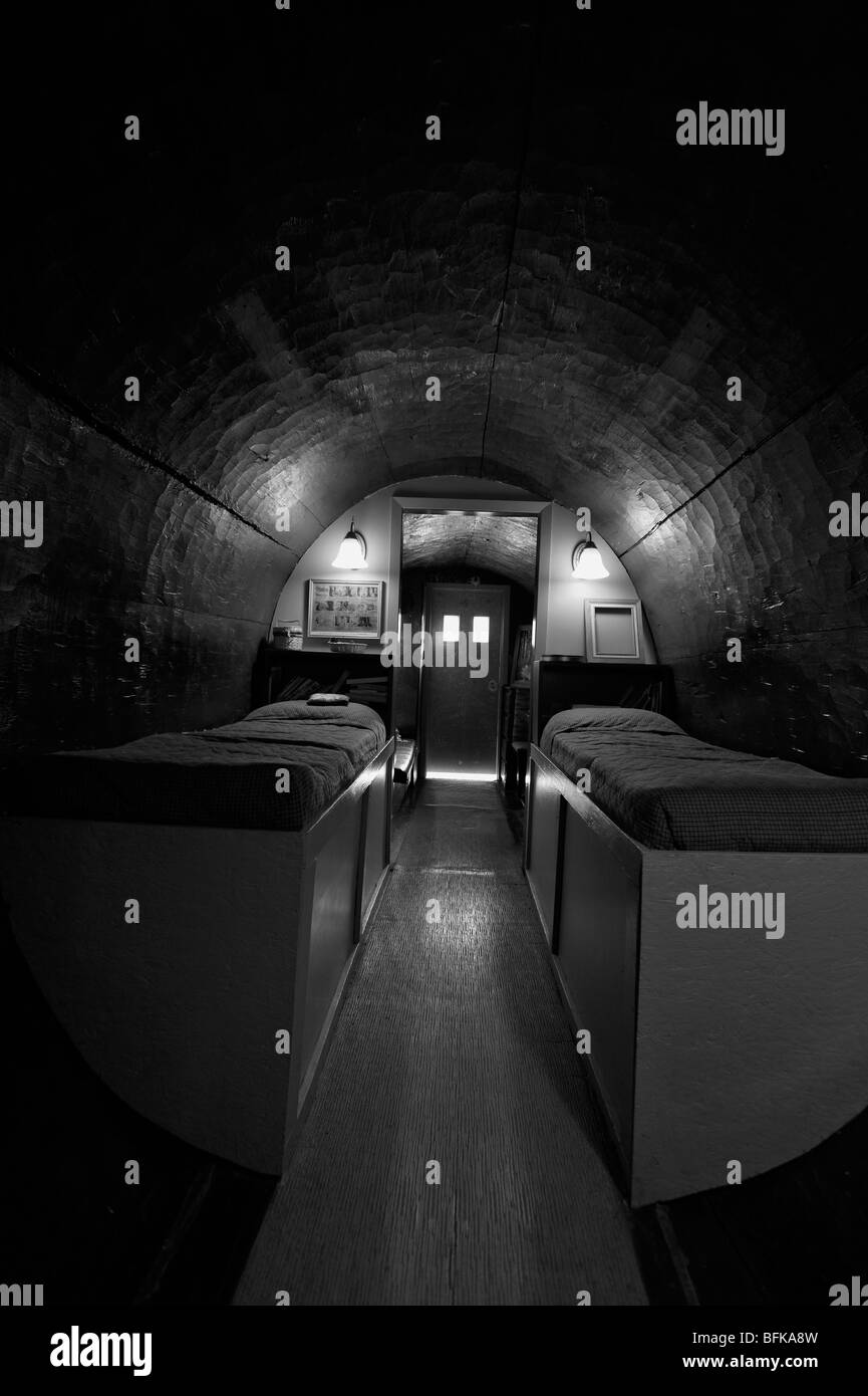 Gli interni di una casa scolpito in un unico registro di gigantesco albero di sequoia in Oregon, USA Foto Stock