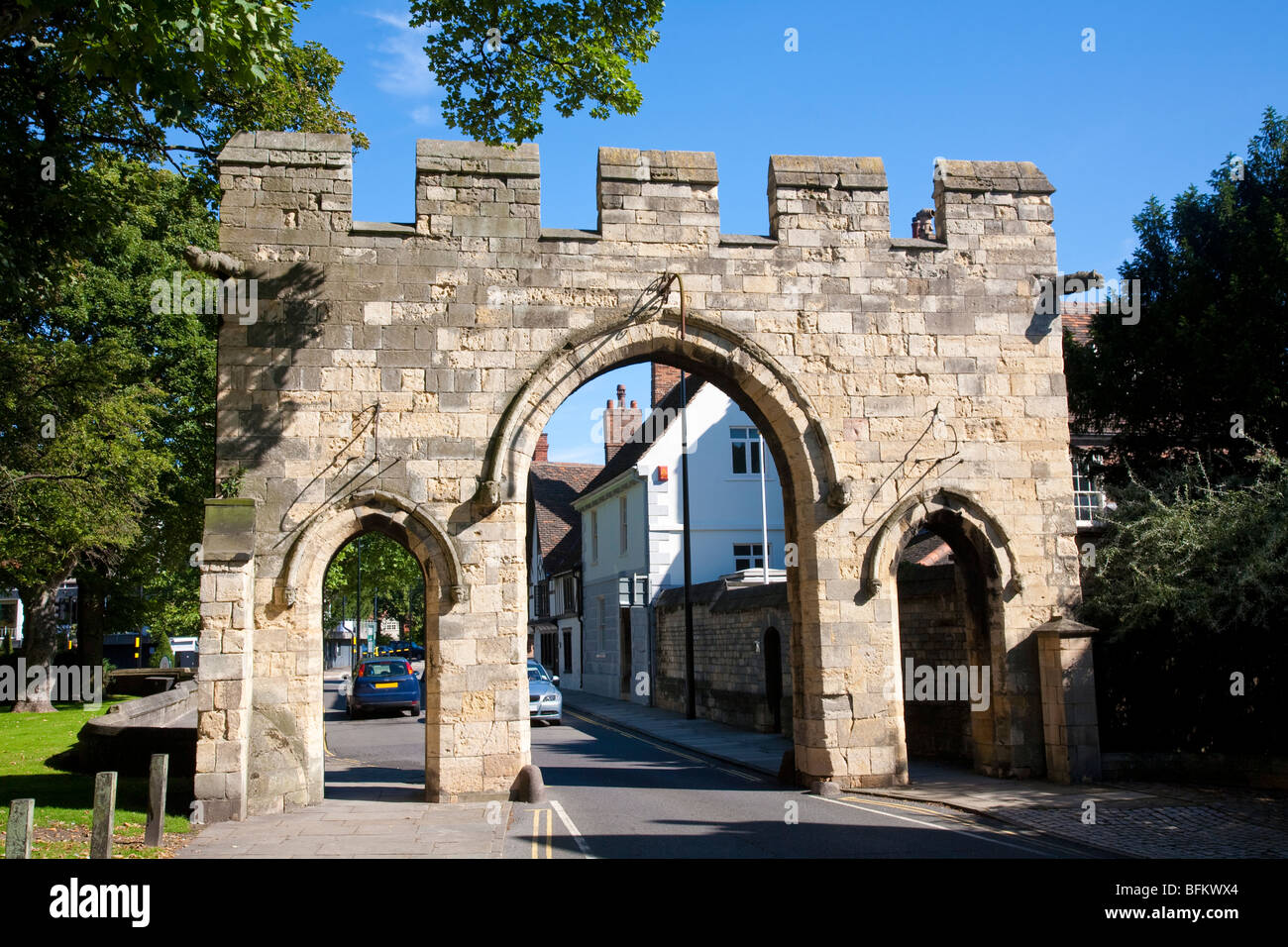 Priory Gate all'estremità orientale della Cattedrale di Lincoln, Lincoln, Lincolnshire, England, Regno Unito Foto Stock