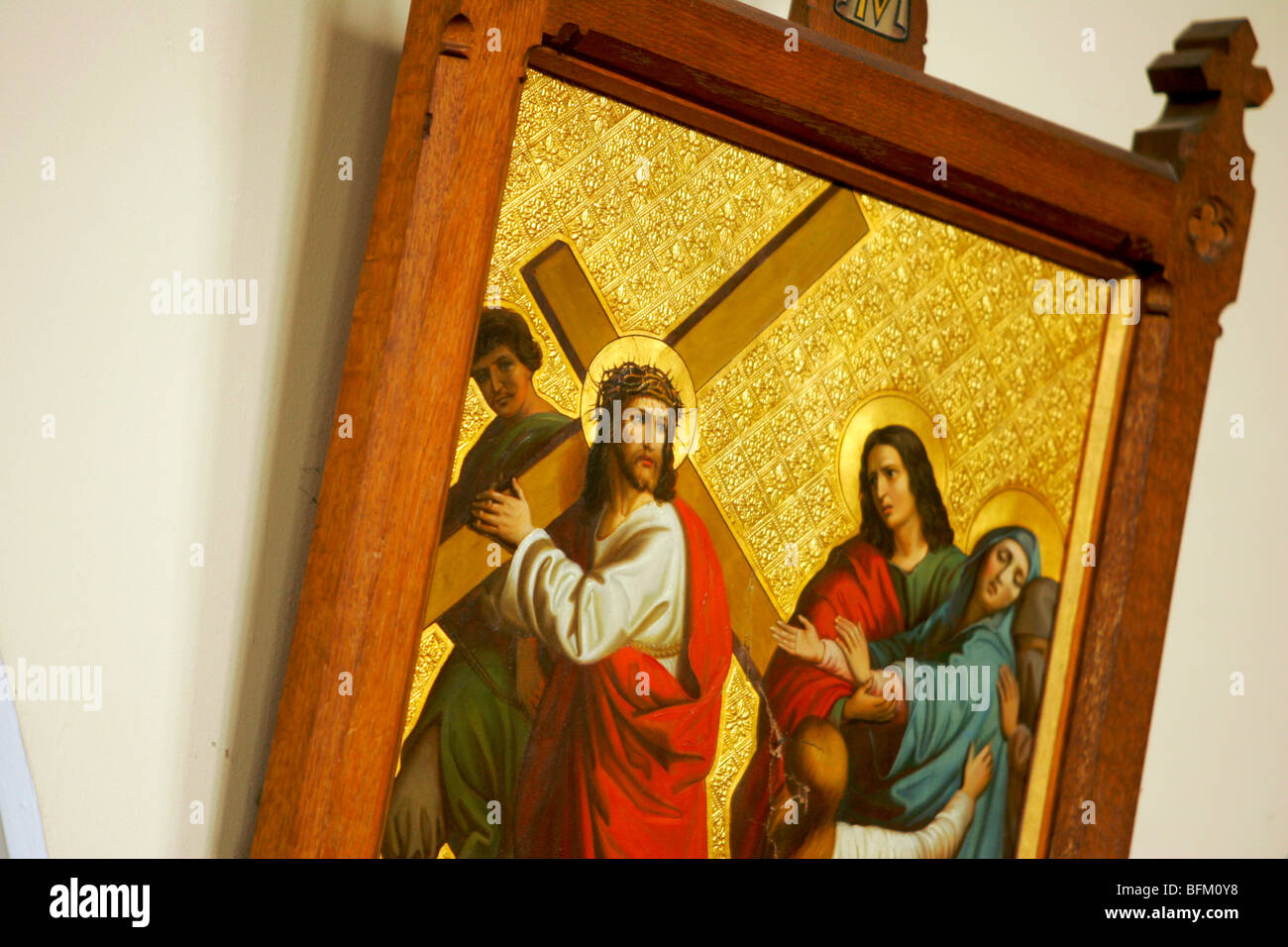Cristo Portando La Croce Dipinto Immagini e Fotos Stock - Alamy