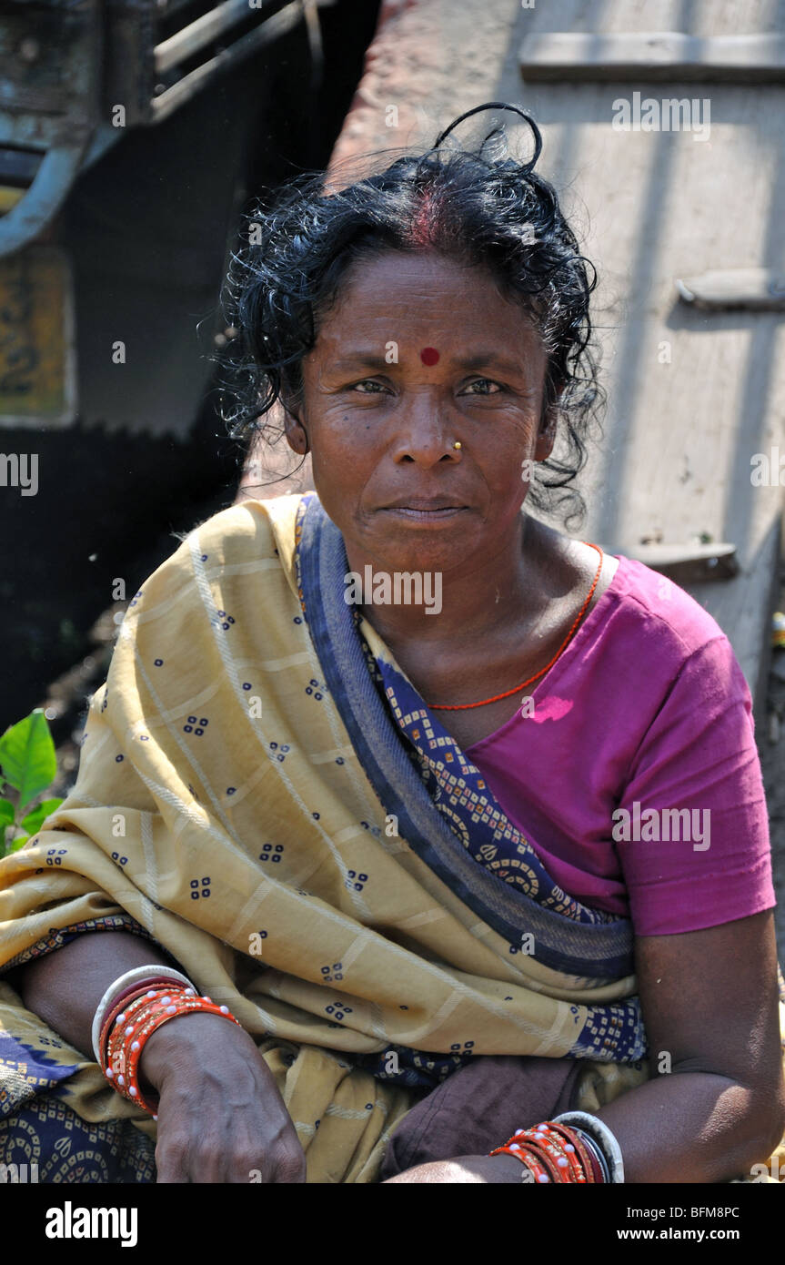Il mercato dei fiori, Malik Ghat, Kolkata o Calcutta, West Bengal, India Foto Stock