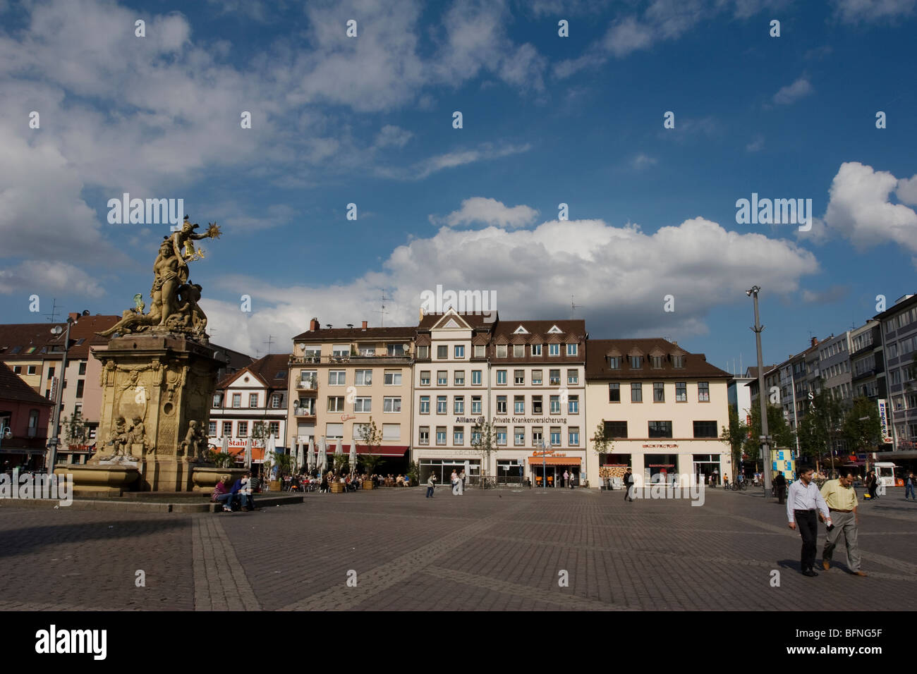 Marktplatz, la piazza del mercato di Mannheim, Germania Foto Stock