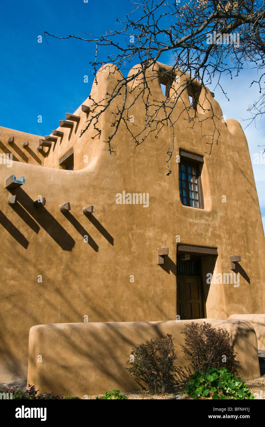 Tipico edificio nuovo Messico Santa Fe Southwest USA Foto Stock