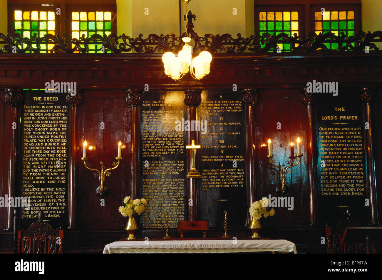 MAA 66262 : altare in San Francesco a Fort ; Kochi Cochin più antica chiesa europea ; Kerala ; India Foto Stock