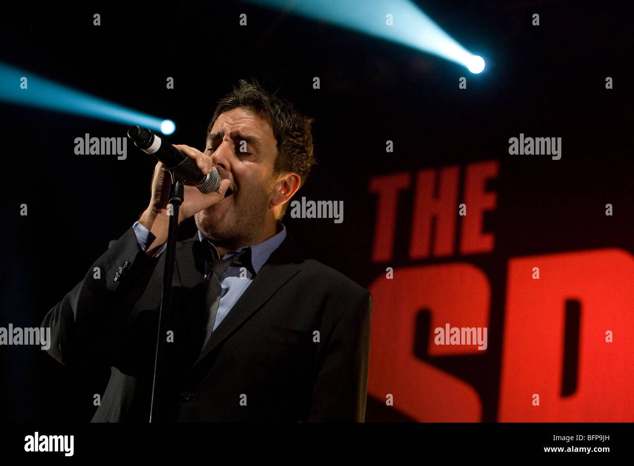 Terry Hall della vetrina. Trentesimo anniversario tour live a Wolverhampton Civic Hall, 9 novembre 2009. Foto Stock