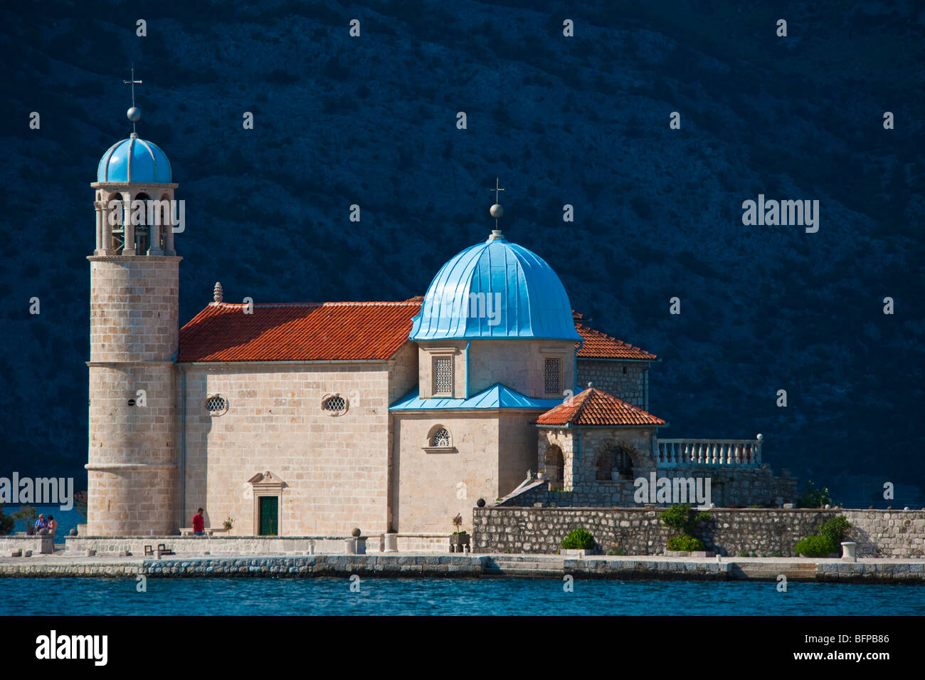 La chiesa di Notre Dame du Rocher sull isola presso la Baia di Kotor, Montenegro Foto Stock