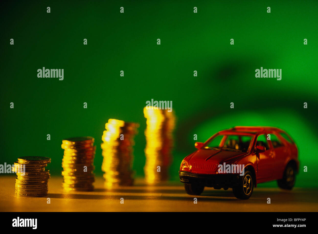 Il risparmio per la crescita e il Prestito auto Foto Stock