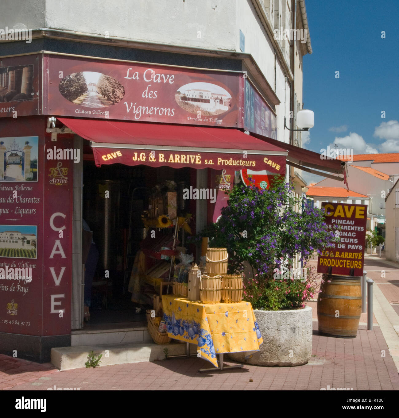 Fouras town center Charente Maritime Foto Stock
