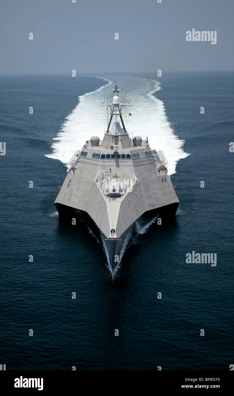 Il programma Littoral Combat Ship indipendenza nel corso dell builder prove nel Golfo del Messico. Foto Stock