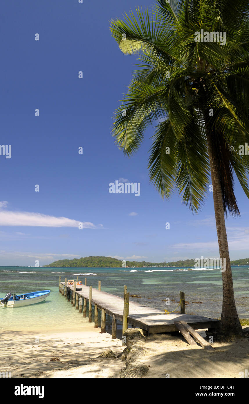 Jetty di Carenero isola nei pressi di Bocas Del Toro Panama Foto Stock