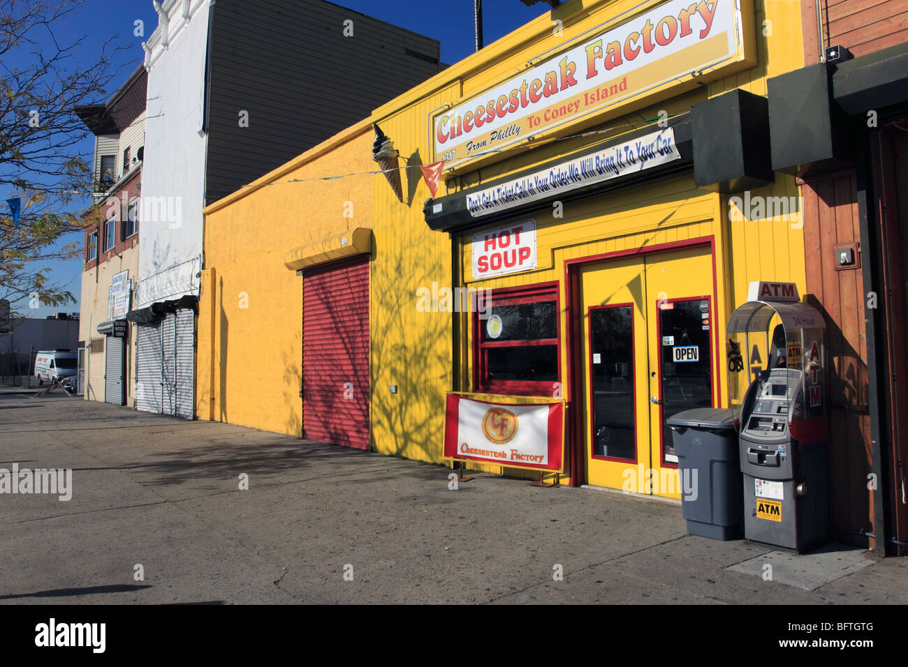Il Cheesesteak ristorante Factory, Surf Ave., Coney Island, Brooklyn, NY Foto Stock