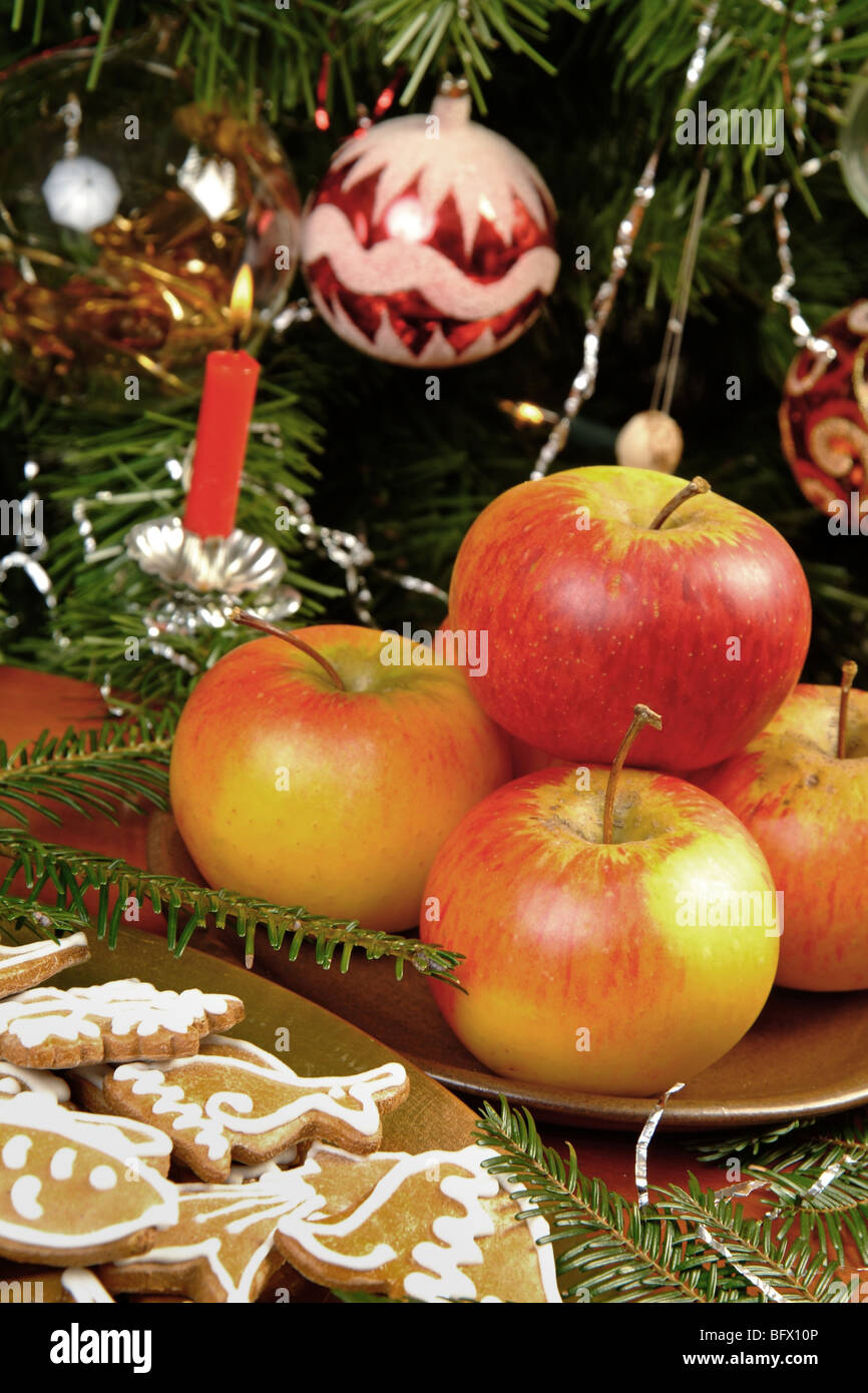 X 3 cm Mele Rosse Albero di Natale Ciondolo Ornamenti da Appendere Decorazione per la Scuola Firma Mall (Rosso