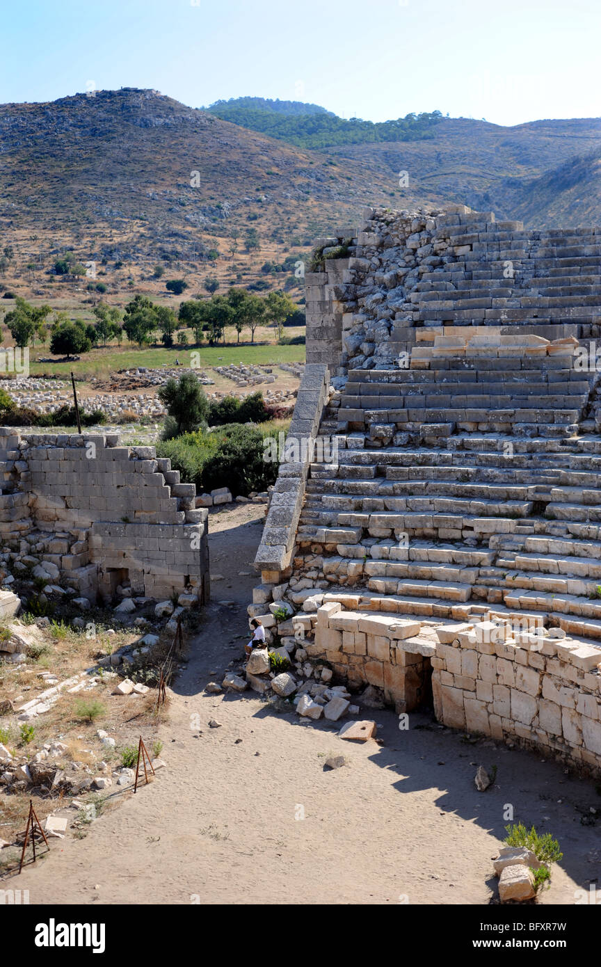 Parte dell'antico anfiteatro in rovine a Patara Foto Stock