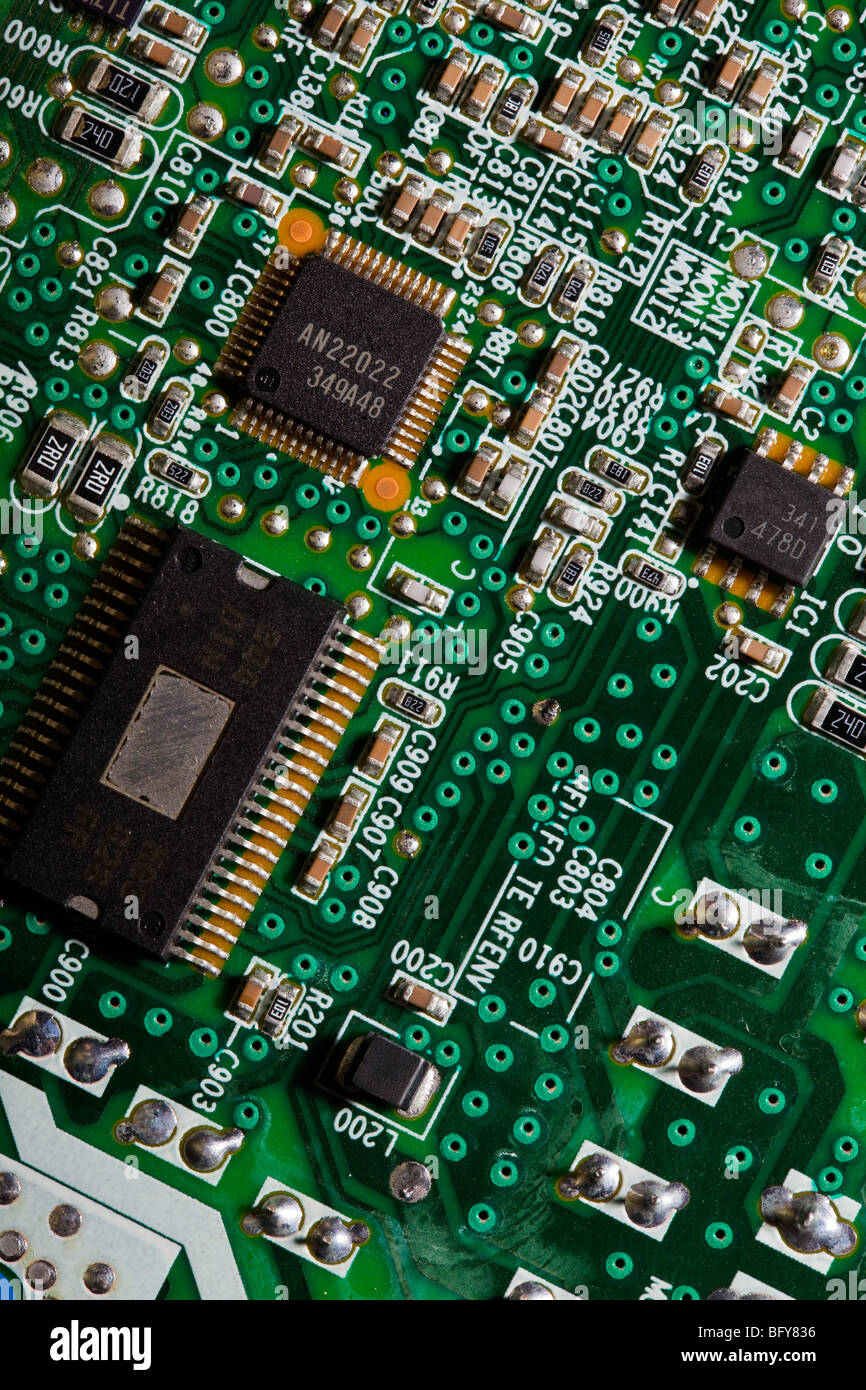 Dettaglio di un circuito stampato da un DVD lettore/scrittore Foto Stock