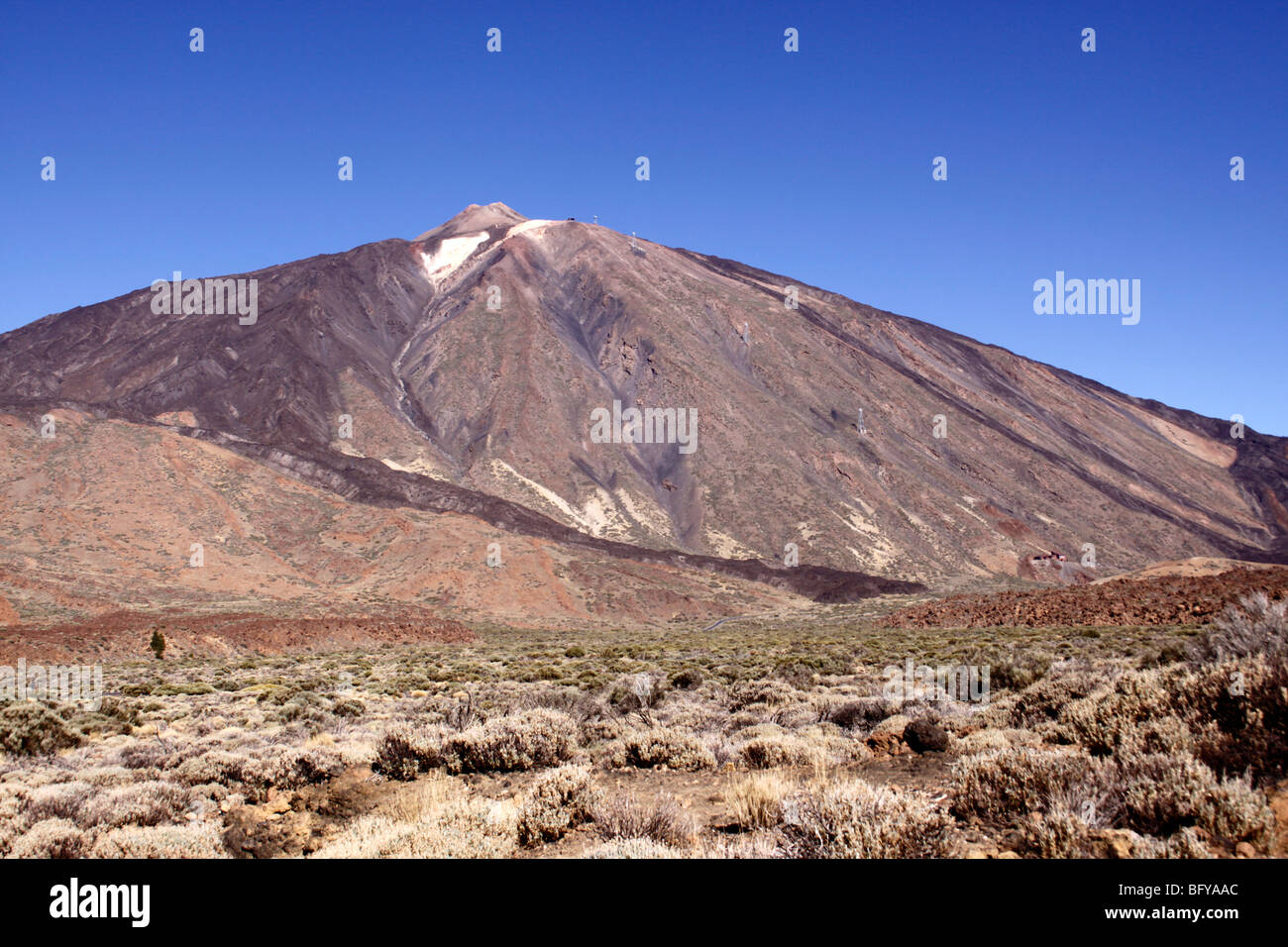 Il vulcano El Teide nel Parco Nazionale del Teide sull'isola delle Canarie di Tenerife. Foto Stock