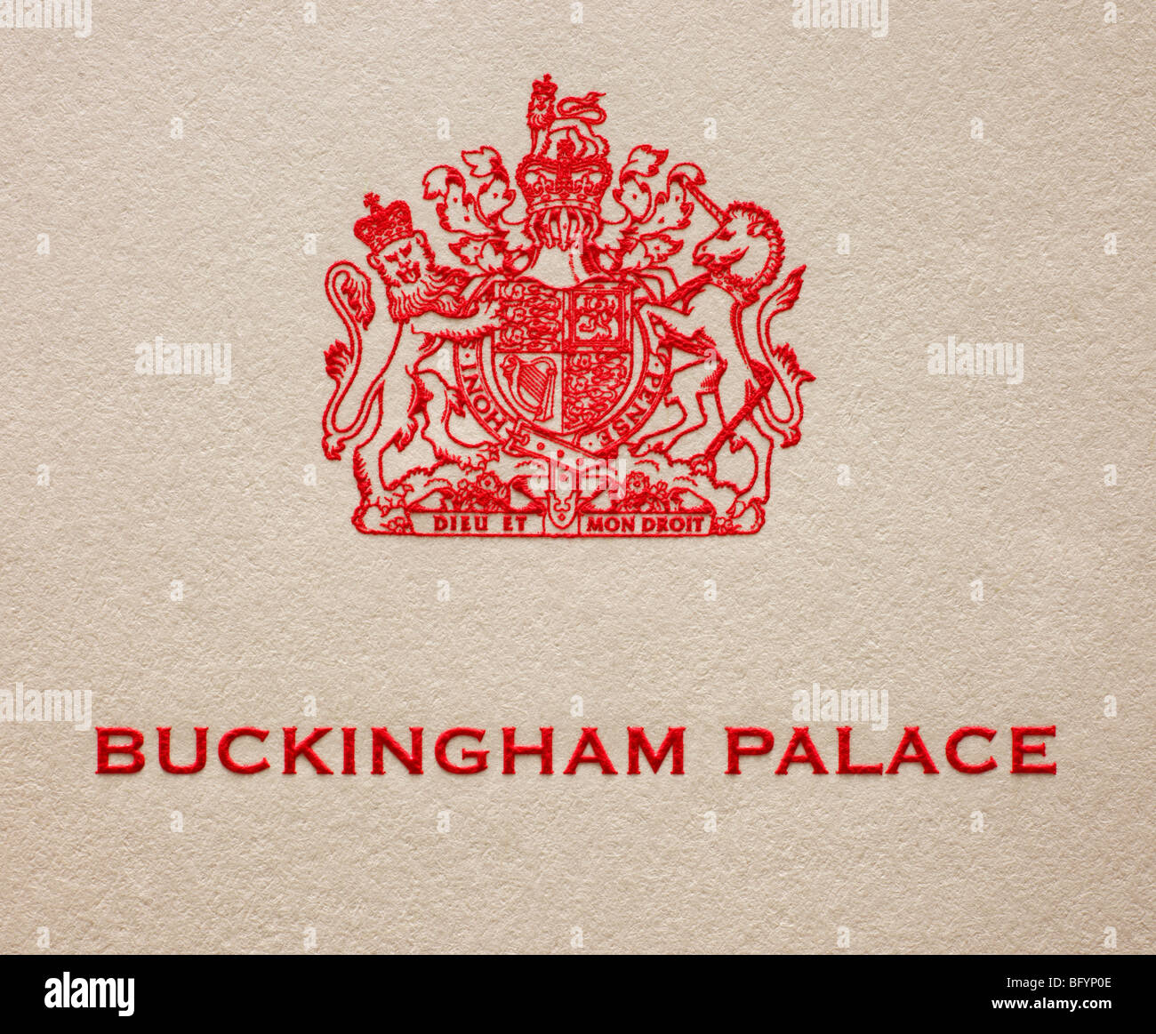 Buckingham Palace Royal Crest ufficiale su carta intestata. Foto Stock