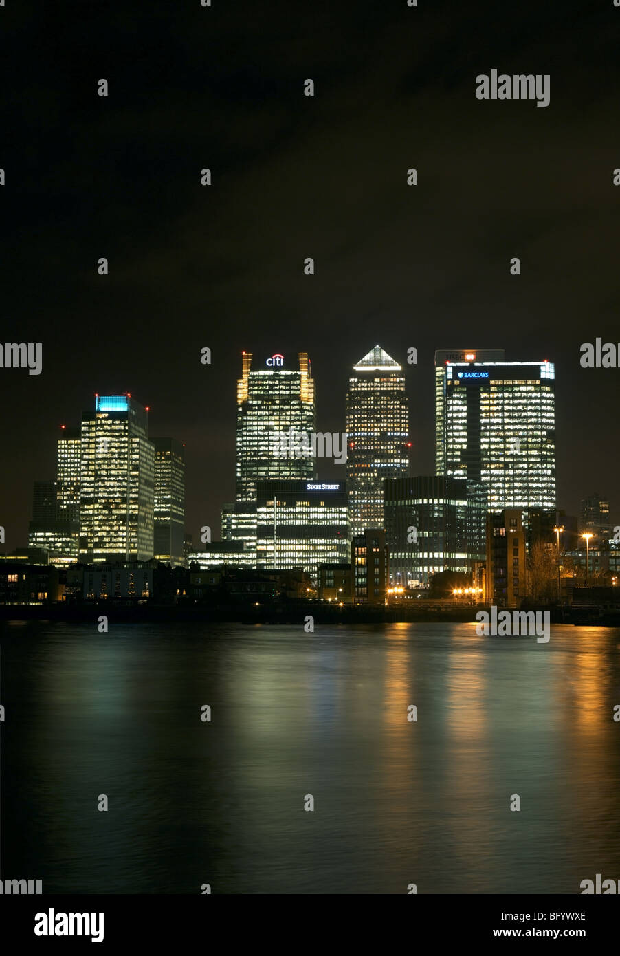 Canary Wharf il quartiere finanziario di Londra Inghilterra Foto Stock