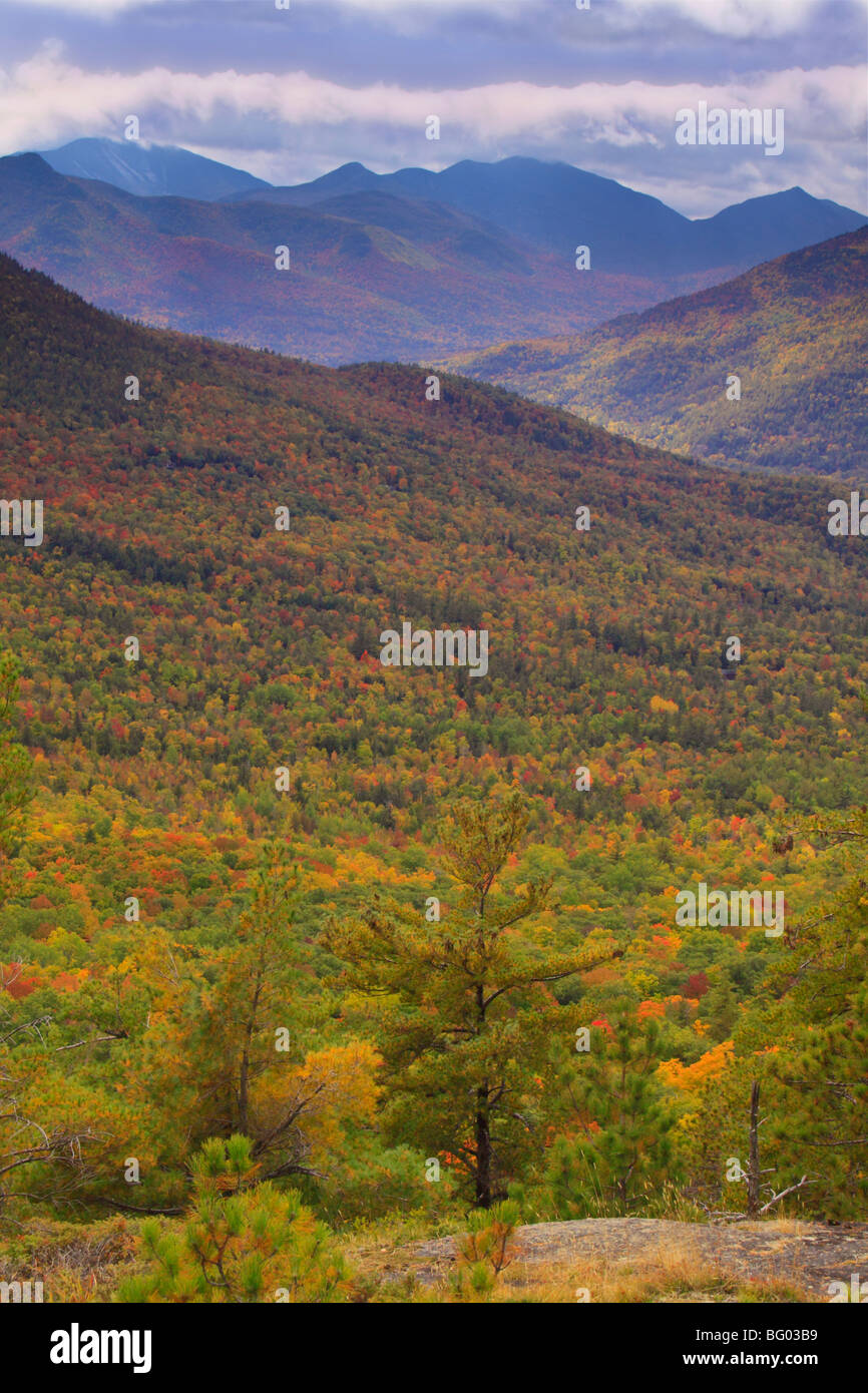 Vista da Baxter Mountain Trail, Keene, Adirondacks, New York Foto Stock