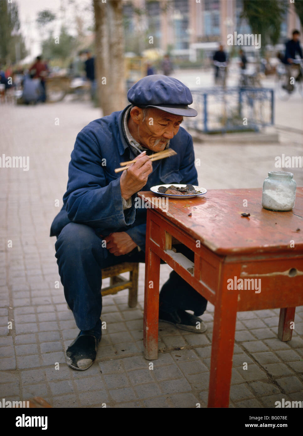 Street restaurant di Dunhuang. Provincia di Gansu, Cina e Asia Foto Stock