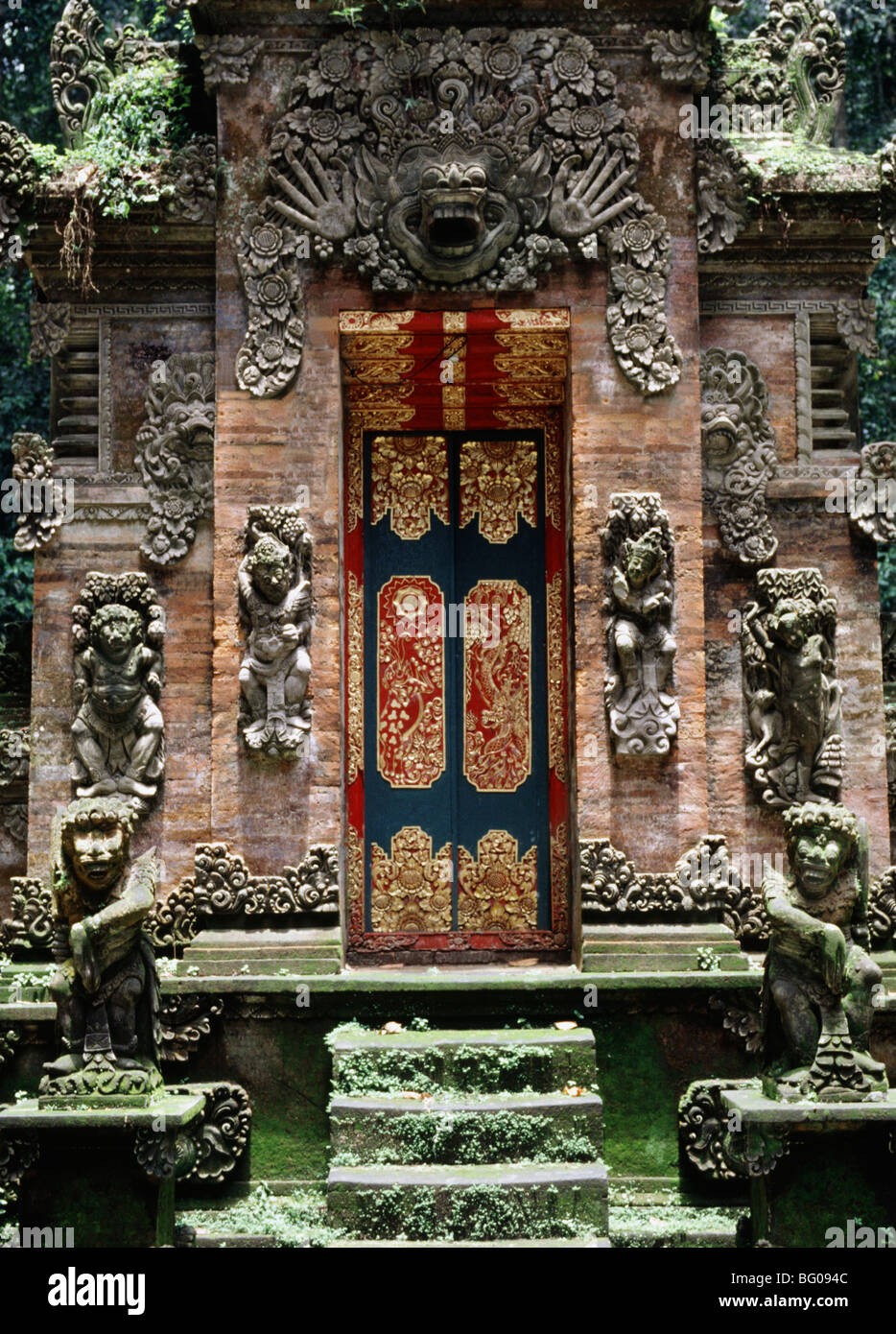 Gate a Monkey Forest Temple in Ubud, Bali, Indonesia, Asia sud-orientale, Asia Foto Stock