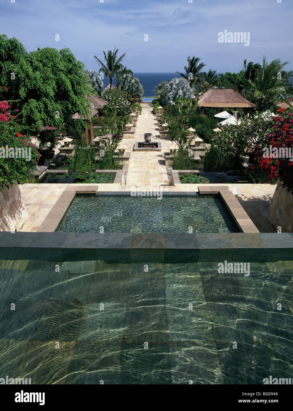 La vista dalla terrazza lobby all'L'Ayana Resprt e Spa, formerly The Ritz Carlton Resort e Spa, Bali, Indonesia, Asia Foto Stock