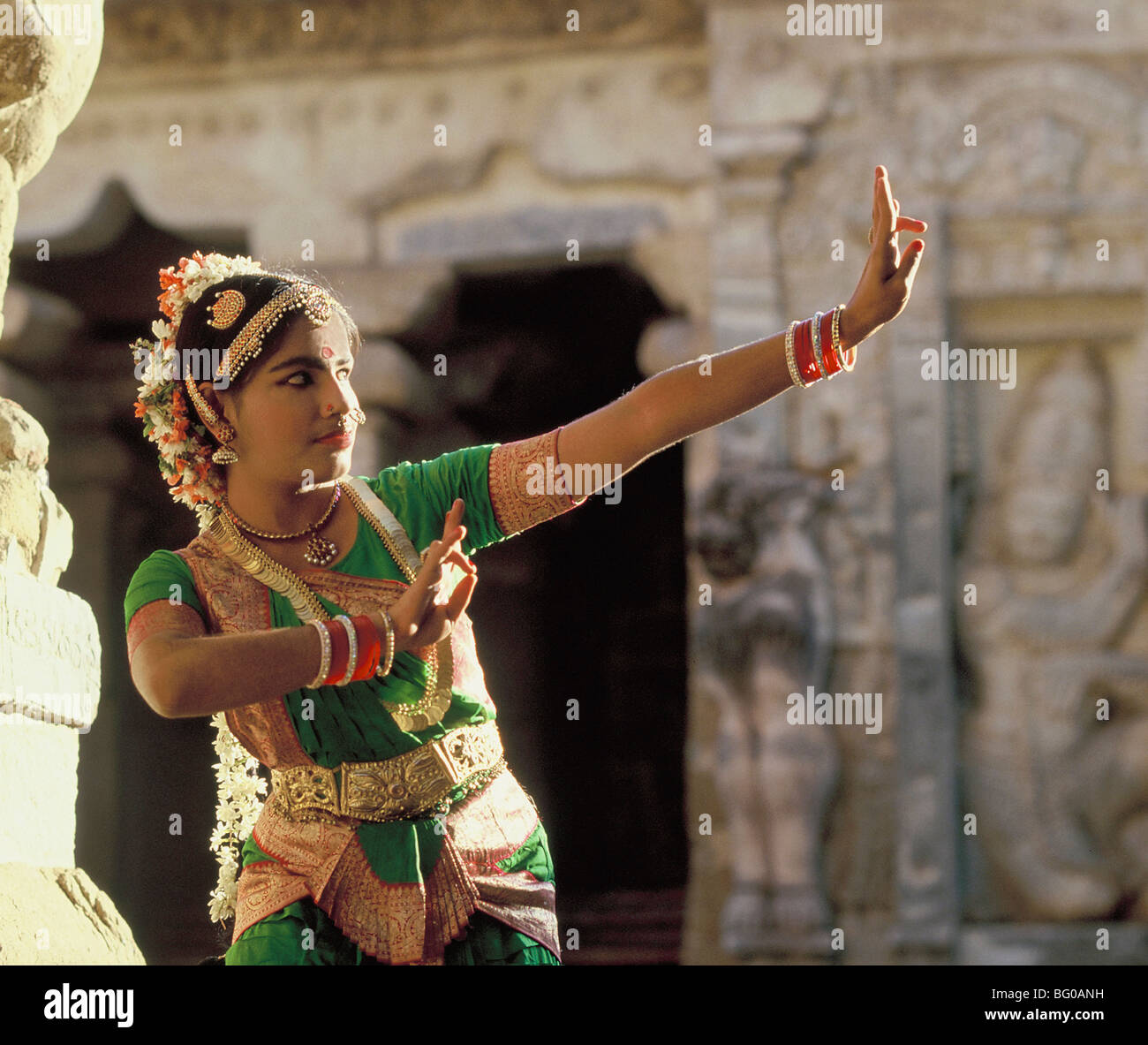 Bharatanatyam, popolare Sud danza indiana, Kanchipuram, Tamil Nadu, India, Asia Foto Stock