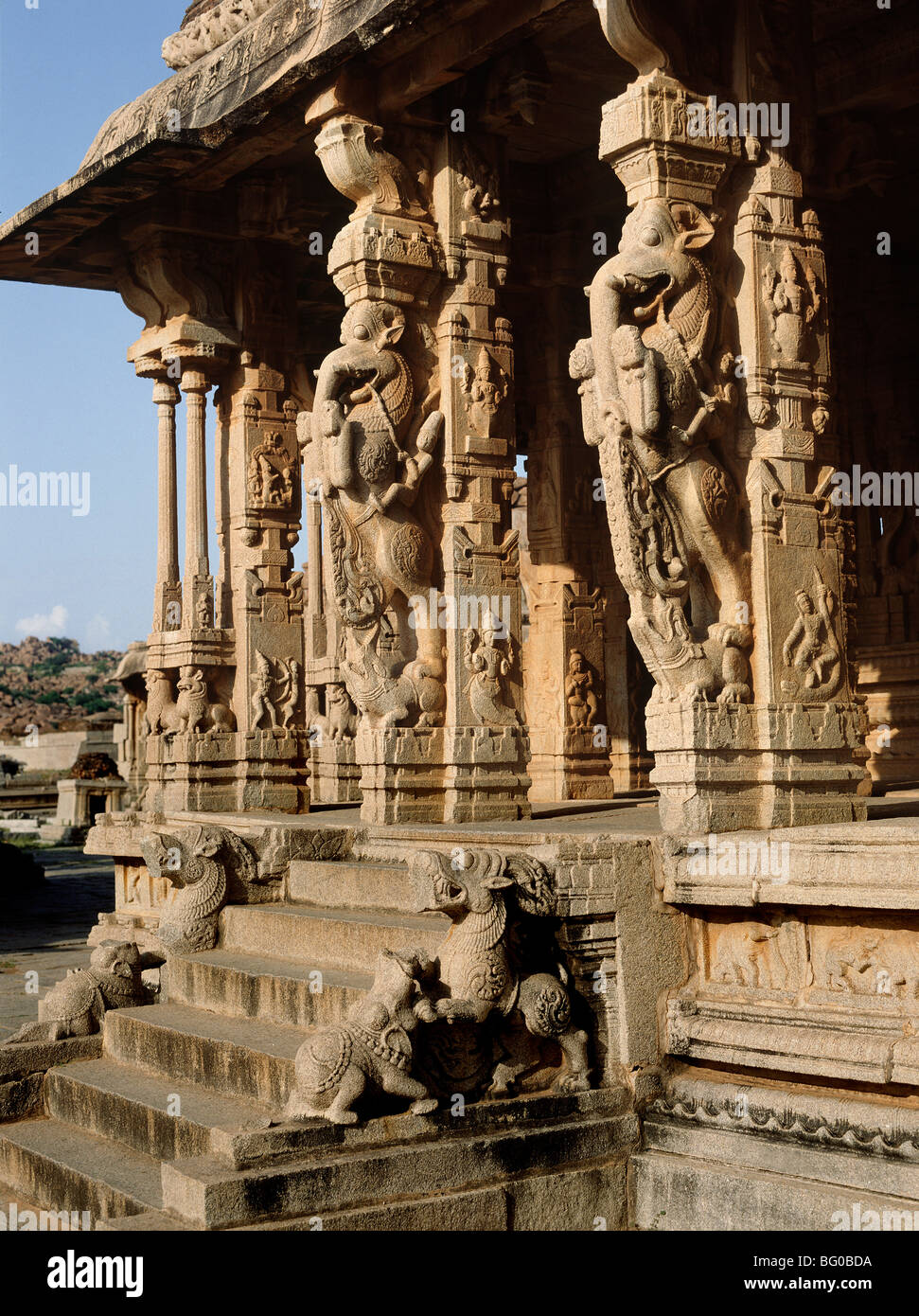 Vittala tempio di Hampi, Sito Patrimonio Mondiale dell'UNESCO, Karnataka, India, Asia Foto Stock