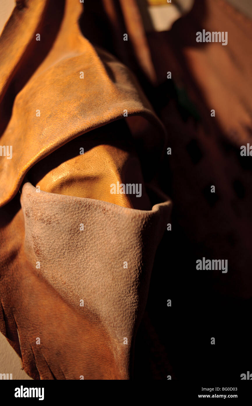 Maschera in pelle di un tuareg del Mali Foto Stock
