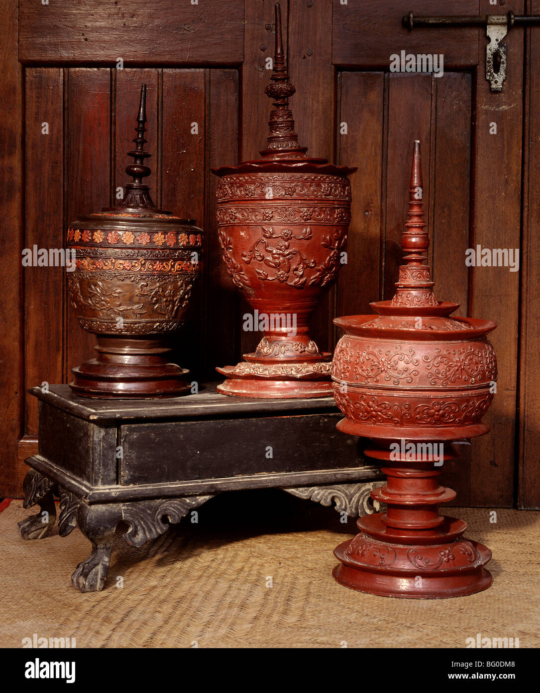 Contenitori smaltati da Arakan, Myanmar (Birmania), Asia Foto Stock