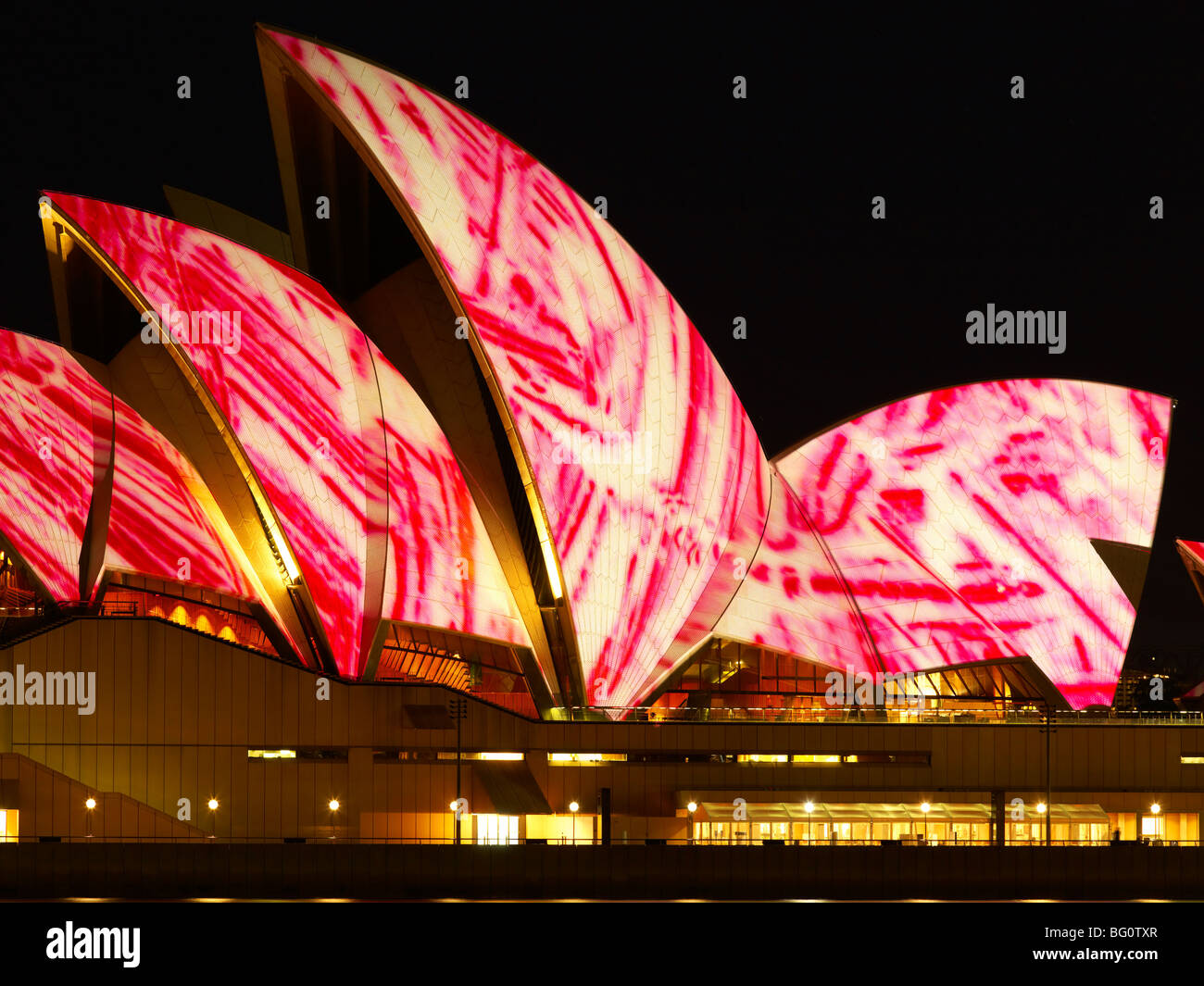Festival della luce, la Sydney Opera House, Sito Patrimonio Mondiale dell'UNESCO, Sydney, Nuovo Galles del Sud, Australia Pacific Foto Stock