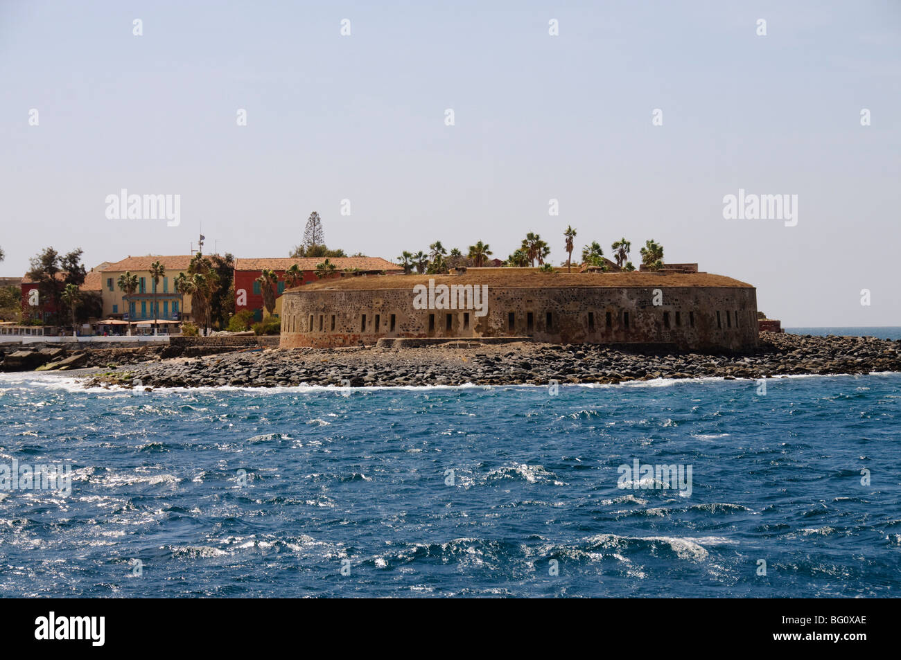 Isola di Goree famoso per il suo ruolo in schiavitù, Sito Patrimonio Mondiale dell'UNESCO, vicino a Dakar, Senegal, Africa occidentale, Africa Foto Stock