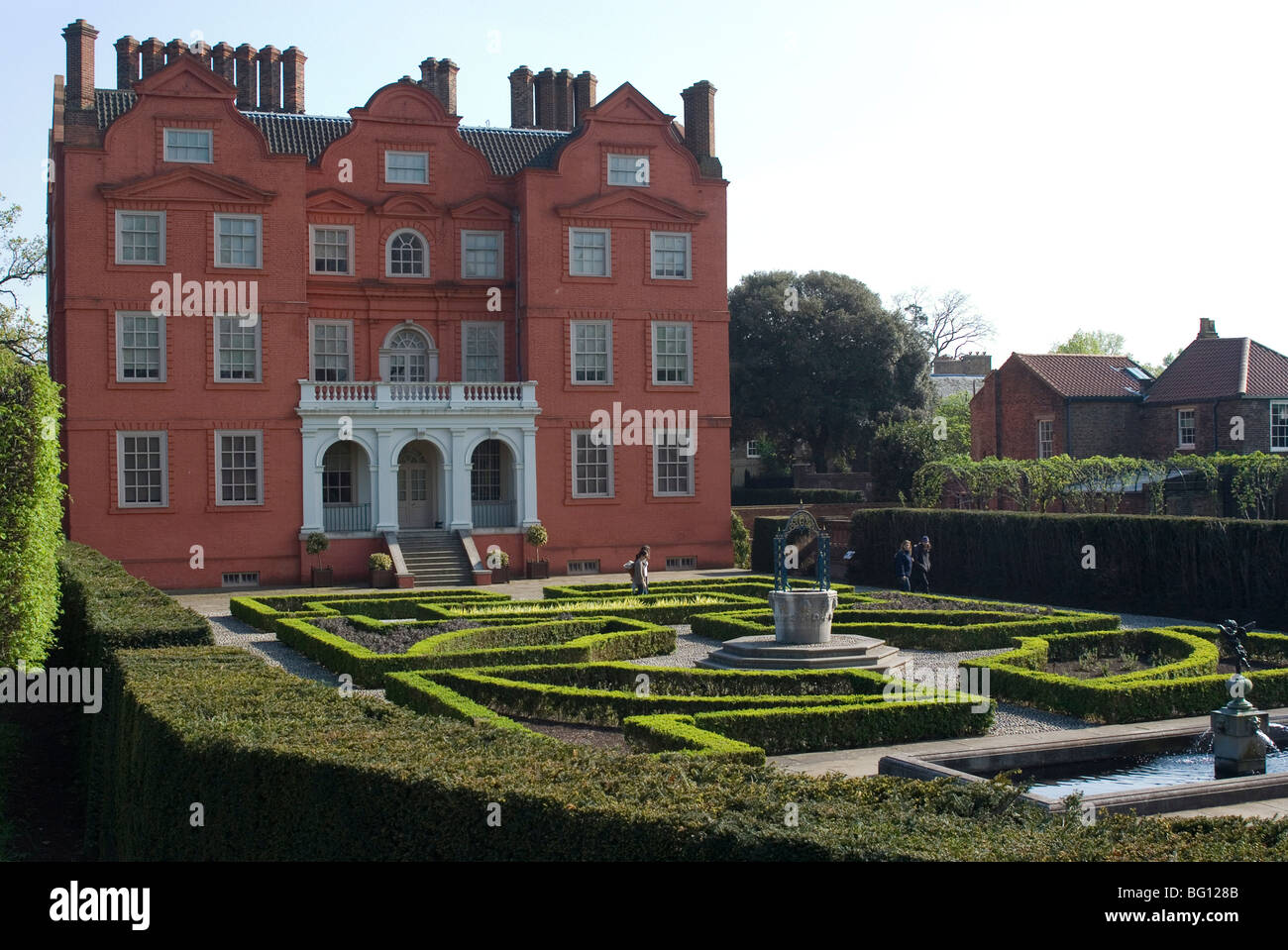 Il Kew Palace e Queen's Garden, Royal Botanic Gardens (Kew Gardens), Kew, Surrey, England, Regno Unito Foto Stock