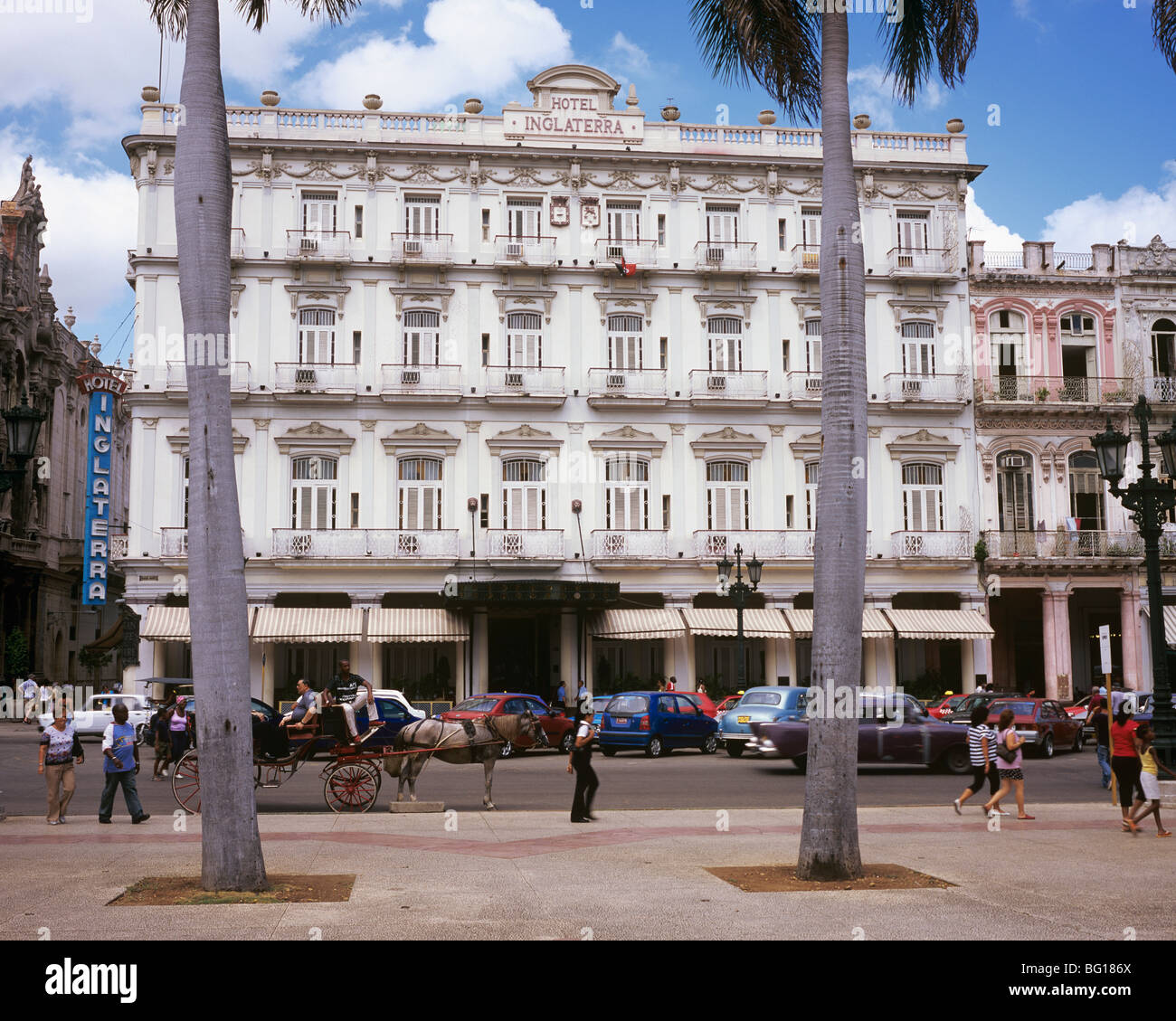 L'Hotel Inglaterra, Parque Central, La Habana Vieja, Cuba, West Indies, America Centrale Foto Stock