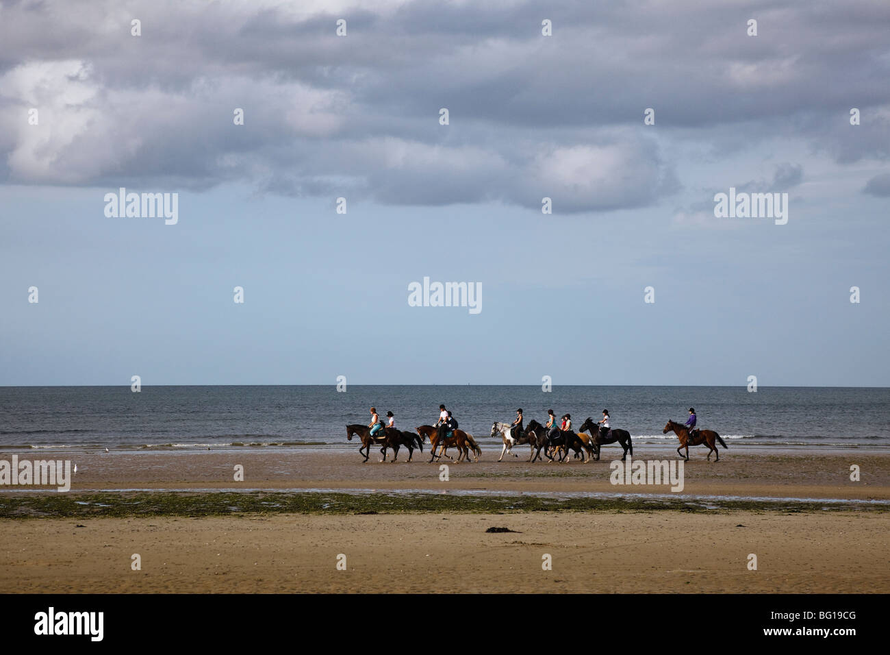 Piloti del cavallino sulla parola "spiaggia", Colleville-Montgomery-Plage vicino a Ouistreham, Normandia, Francia Foto Stock