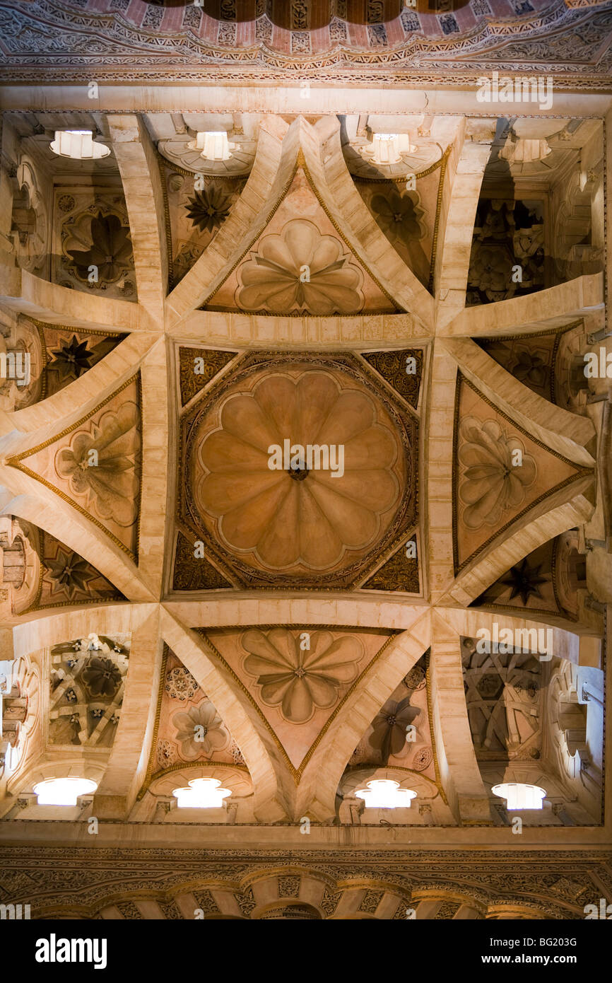 Cupola adiacente alla Capella di Villaviciosa, la Grande Moschea di Cordova, Andalusia, Spagna Foto Stock