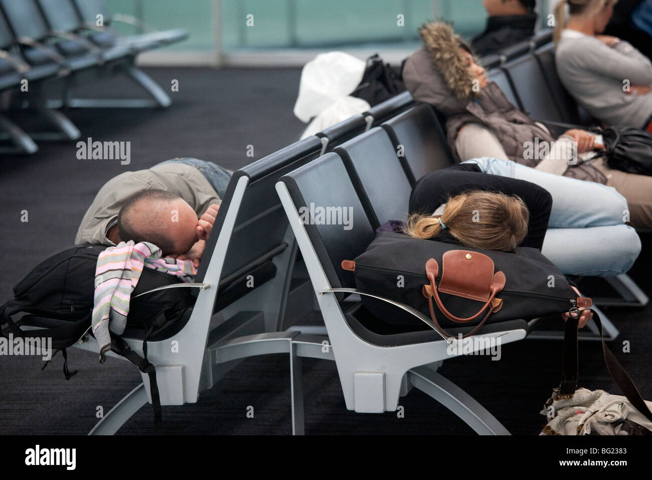 Travlers dormire dentro Benito Juarez Aeroporto Internazionale di Città del Messico Foto Stock