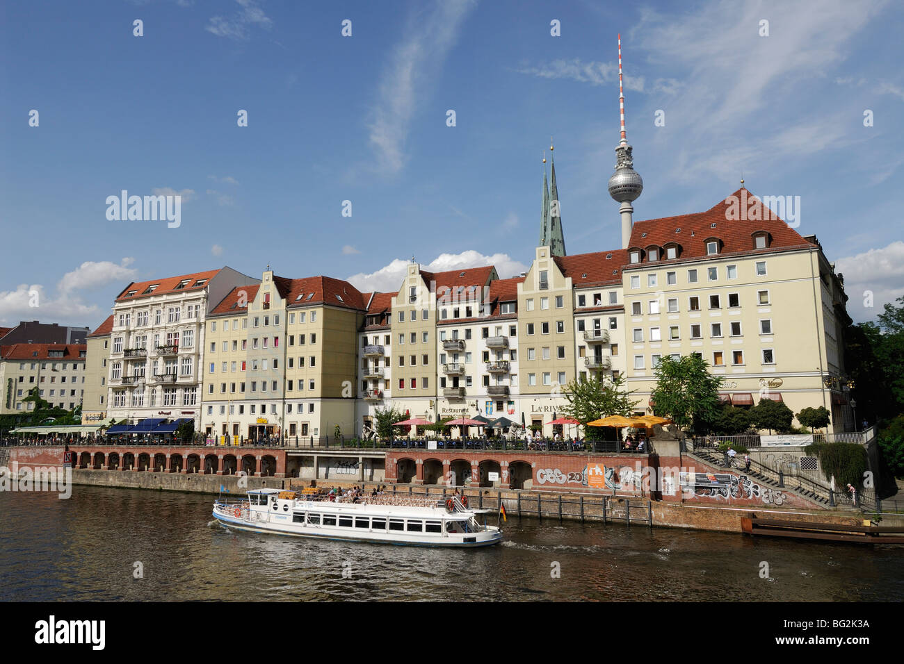 Berlino. Germania. Nikolaiviertel quartiere Nikolai, il ricostruito nel cuore medievale di Berlino. Foto Stock