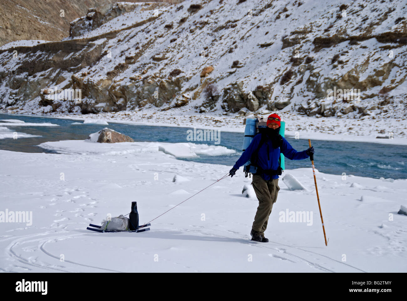 Ladakh, trekking sulla congelati Zanskar fiume in inverno . Foto Stock