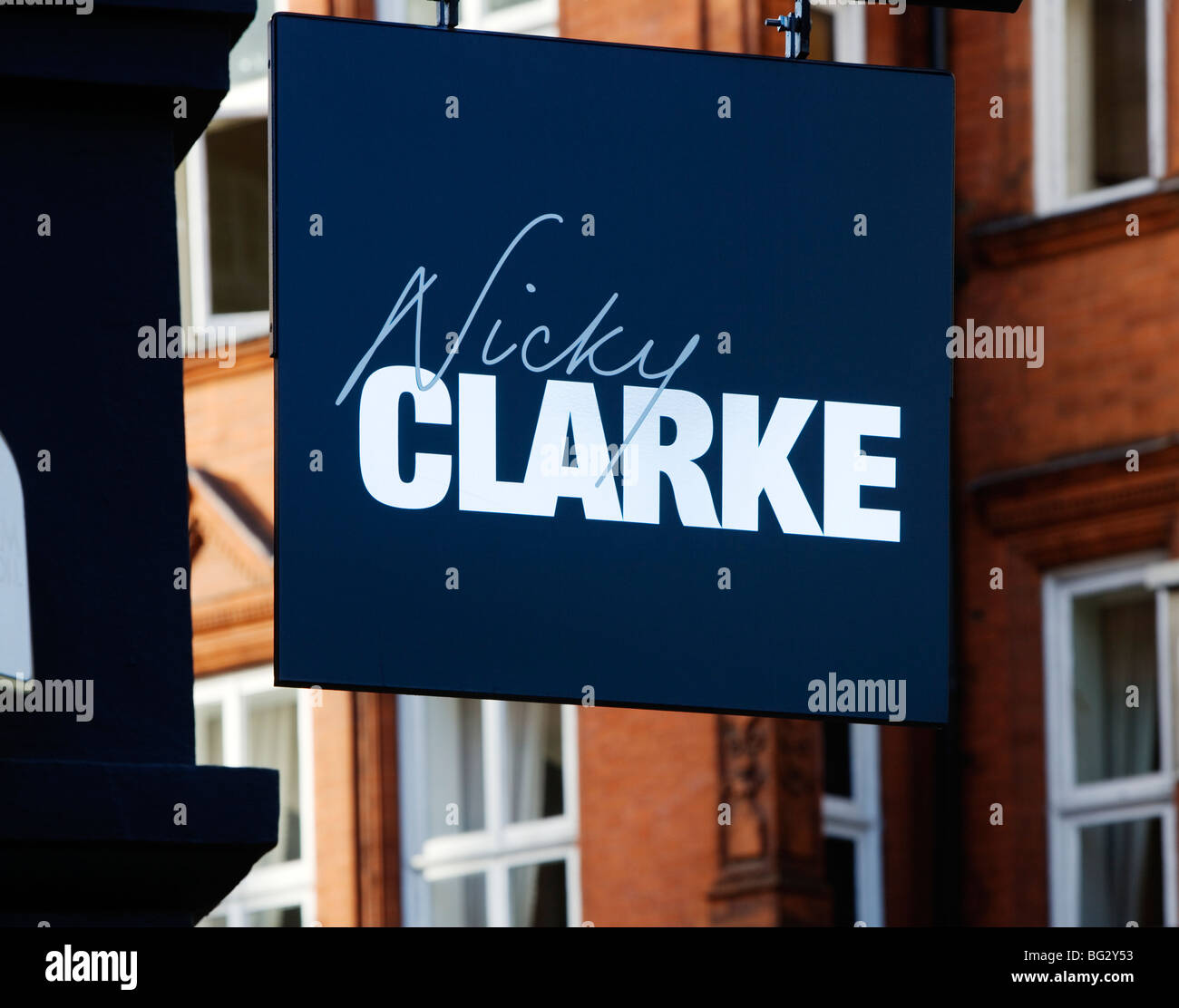 Nicky Clarke segno, Mayfair parrucchiere, London, England, Regno Unito, Europa Foto Stock