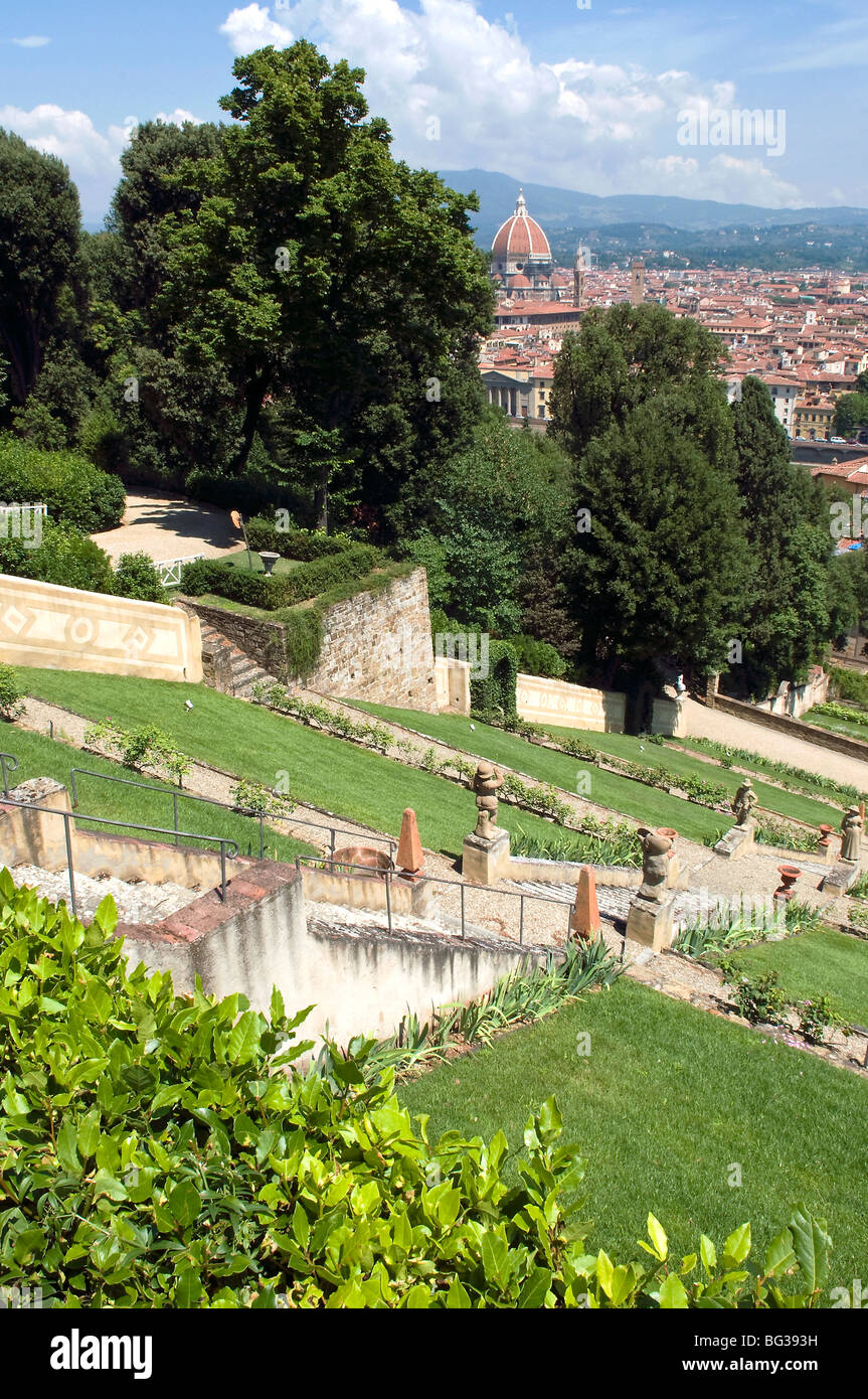 La vista su Firenze dal Giardino Bardini Il Giardino Bardini, Firenze (Firenze), Toscana, Italia, Europa Foto Stock