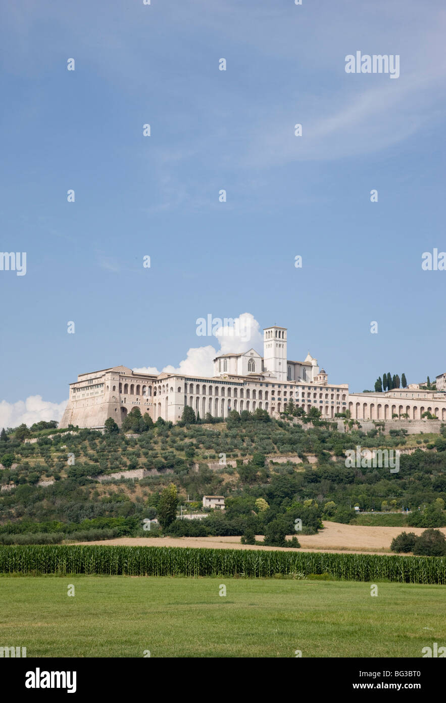 La Cattedrale di San Francesco Francesco), Assisi, Sito Patrimonio Mondiale dell'UNESCO, Umbria, Italia, Europa Foto Stock
