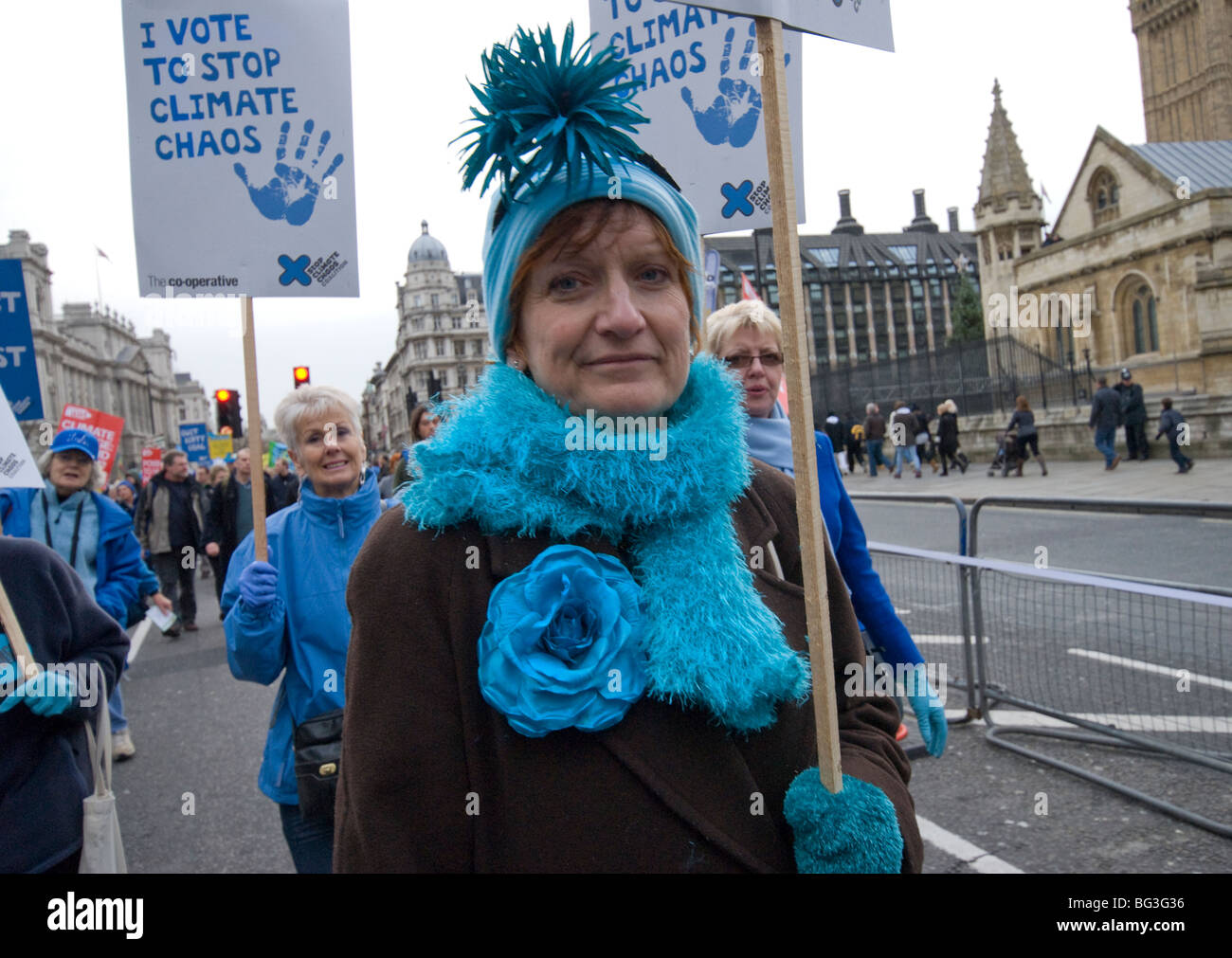 50.000 domanda di azione sul cambiamento climatico presso l'onda più grande mai REGNO UNITO il cambiamento climatico marzo a Londra. 5 Dicembre 2009 Foto Stock