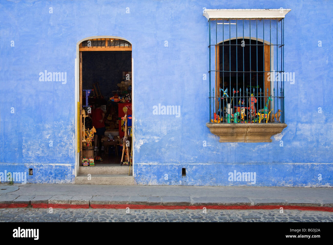 Store nella Città di Antigua, Guatemala, America Centrale Foto Stock
