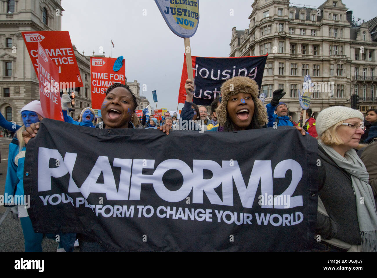 50.000 domanda di azione sul cambiamento climatico presso l'onda più grande mai REGNO UNITO il cambiamento climatico marzo a Londra. 5 Dicembre 2009 Foto Stock
