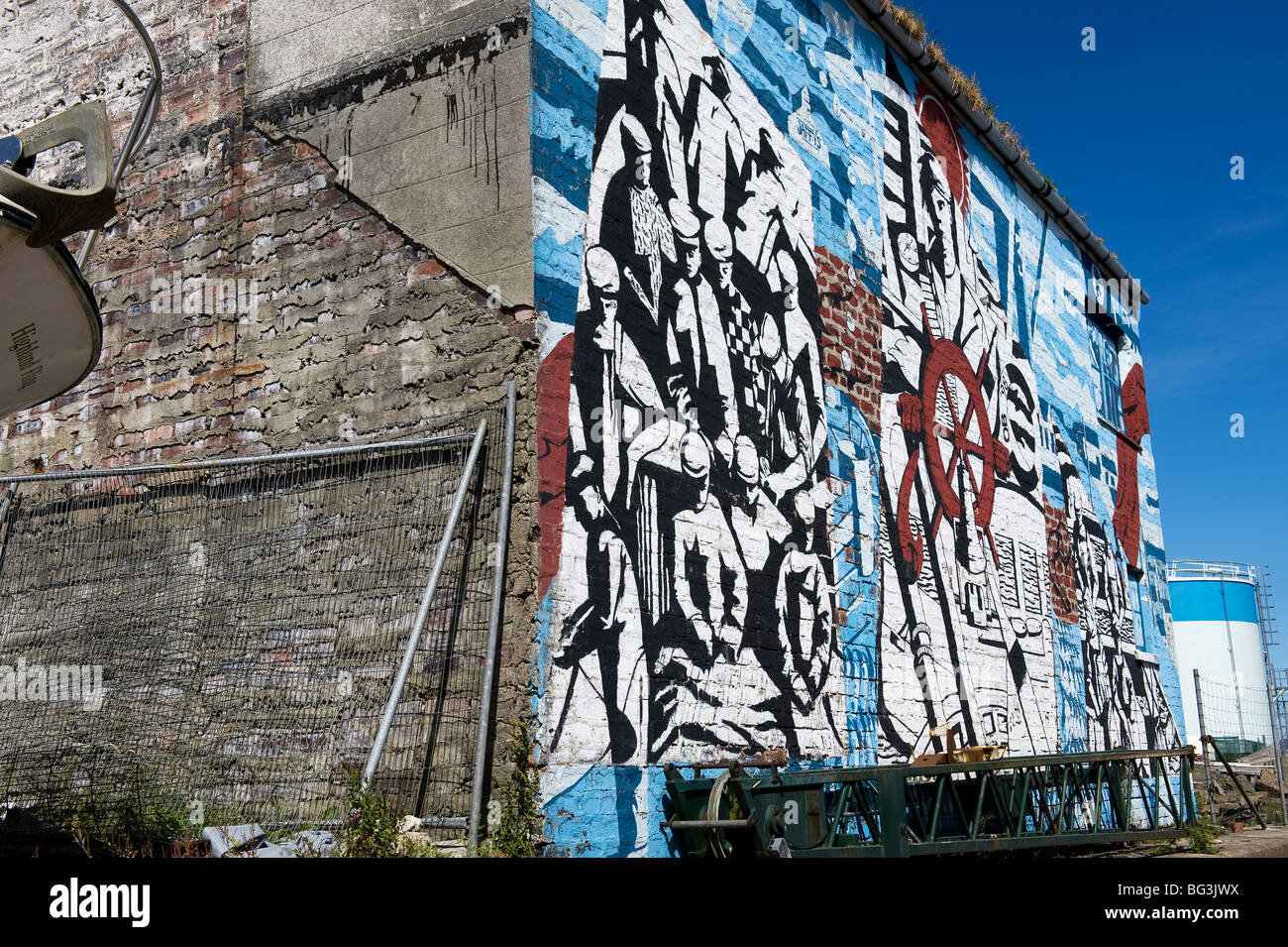 Murale di pescatori nel porto di Mallaig, Invernesshire, Scotland, Regno Unito Foto Stock