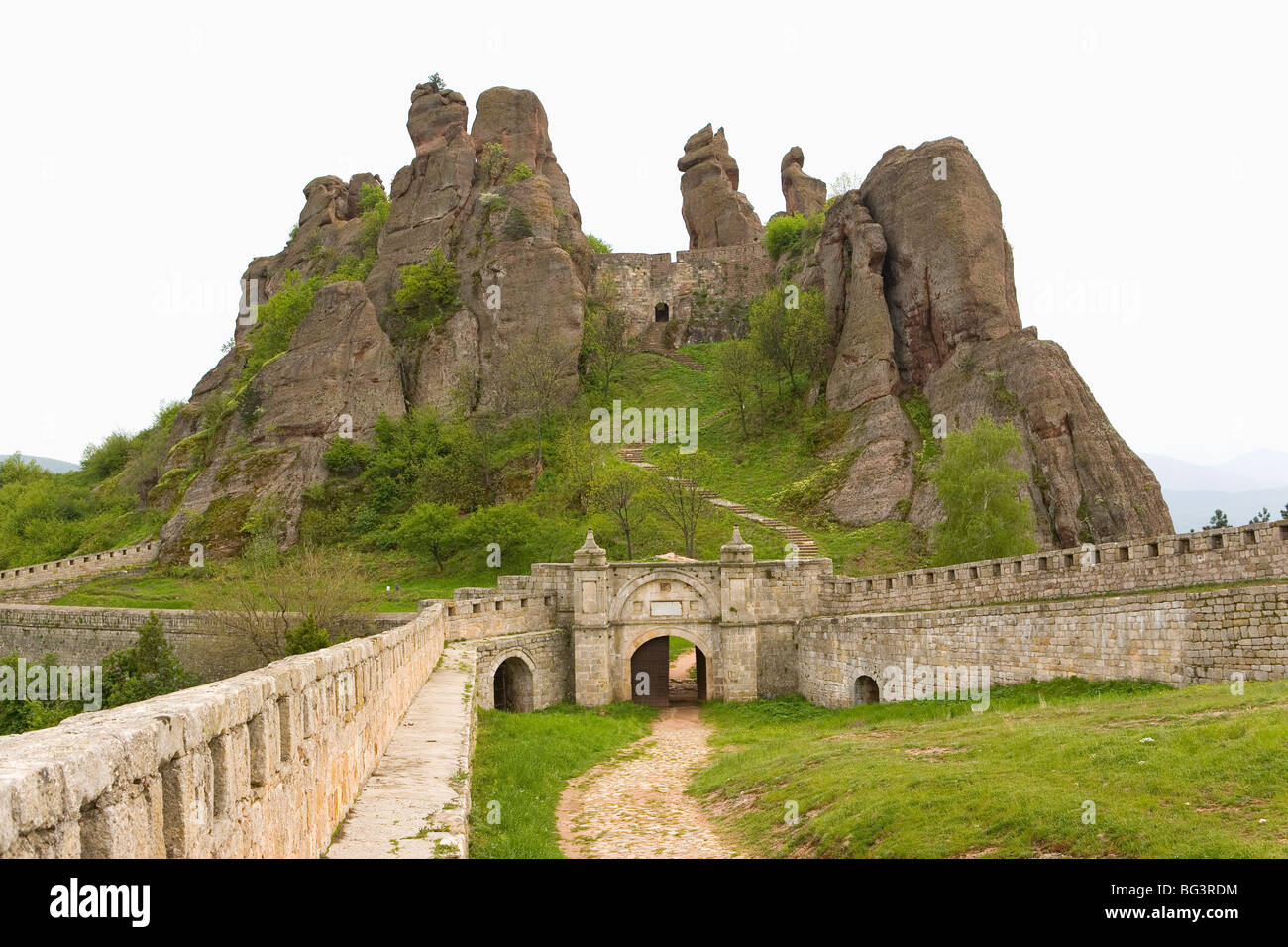 Kaleto fortress e formazioni rocciose, Belogradchik, Bulgaria, Europa Foto Stock