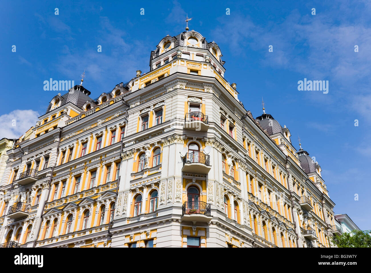 Architettura stalinista su Khreschatik Avenue, Kiev, Ucraina, Europa Foto Stock