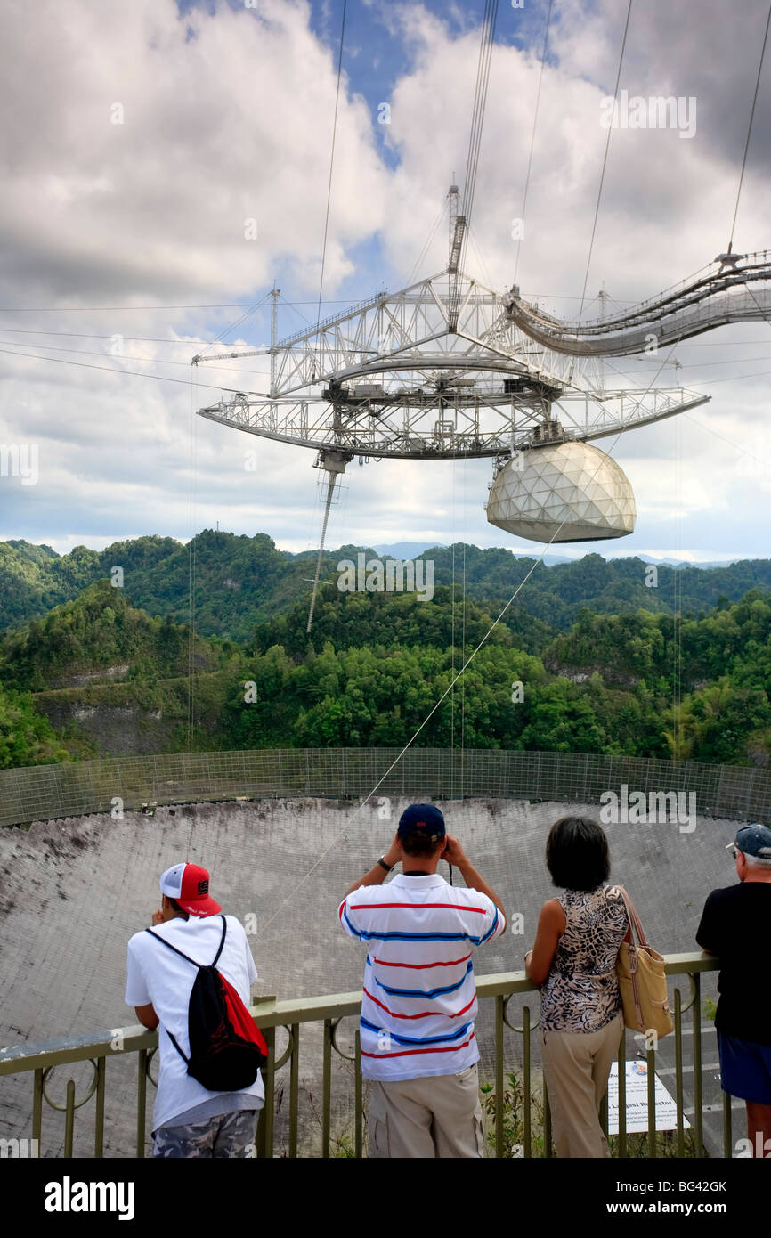 Puerto Rico, Arecibo, Arecibo Observatory (più grande del mondo Radio Telescope) Foto Stock